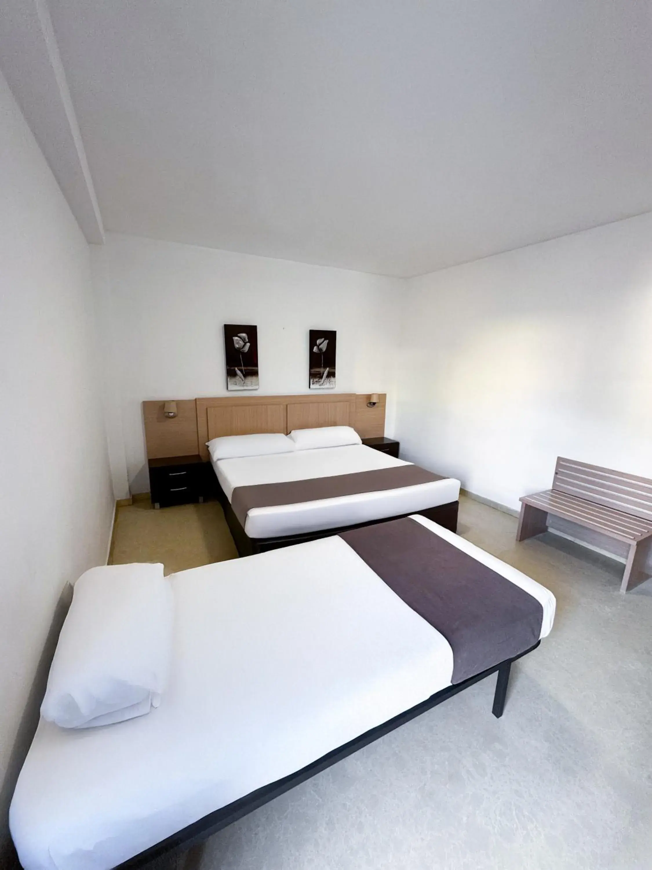 Family Room in Hotel Primavera Benidorm Family Room in Hotel Primavera Benidorm