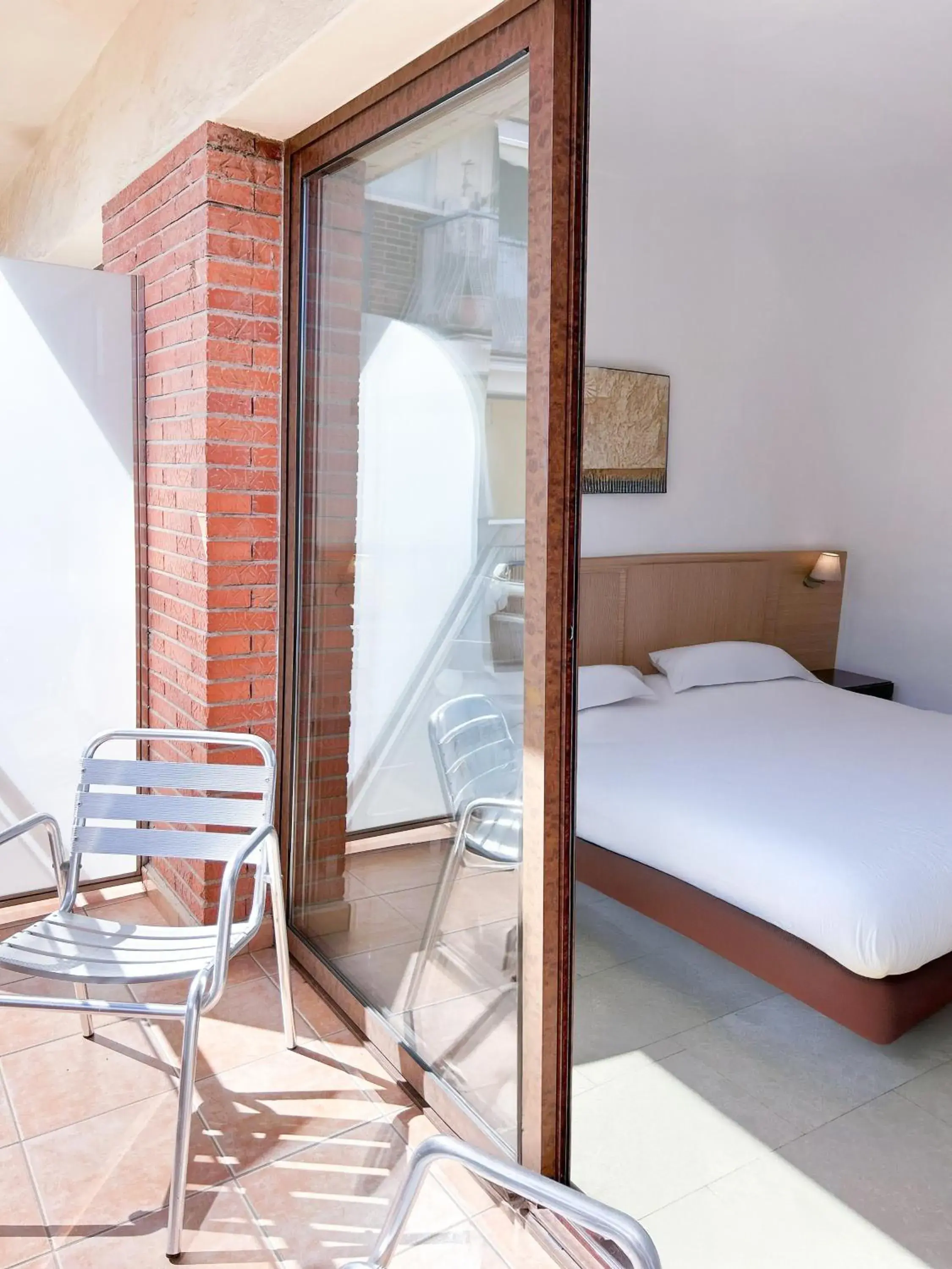 Bed in Hotel Primavera Benidorm Bed in Hotel Primavera Benidorm