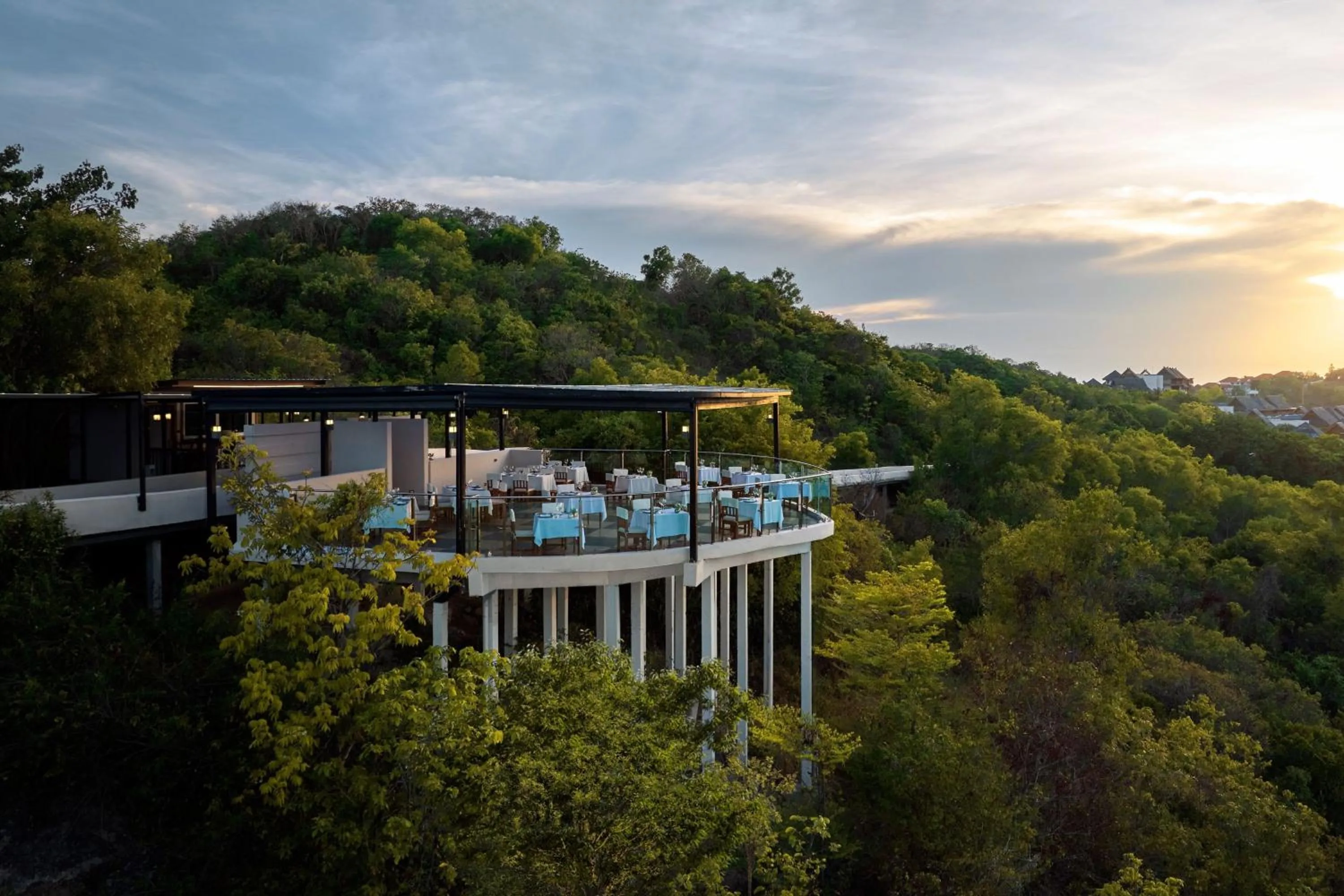 Restaurant/places to eat in The Ritz-Carlton, Koh Samui