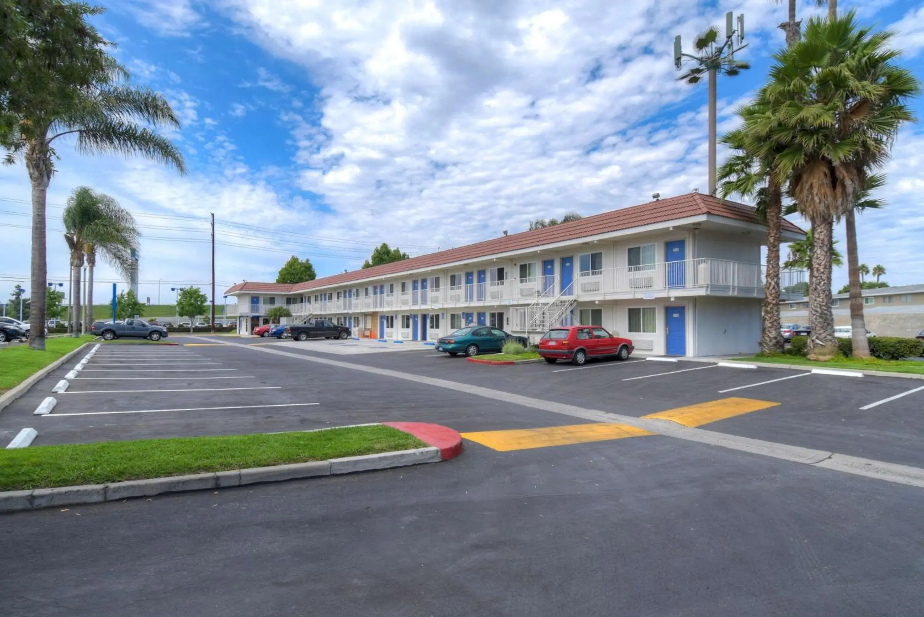 Property building in Motel 6-Costa Mesa, CA Property building in Motel 6-Costa Mesa, CA