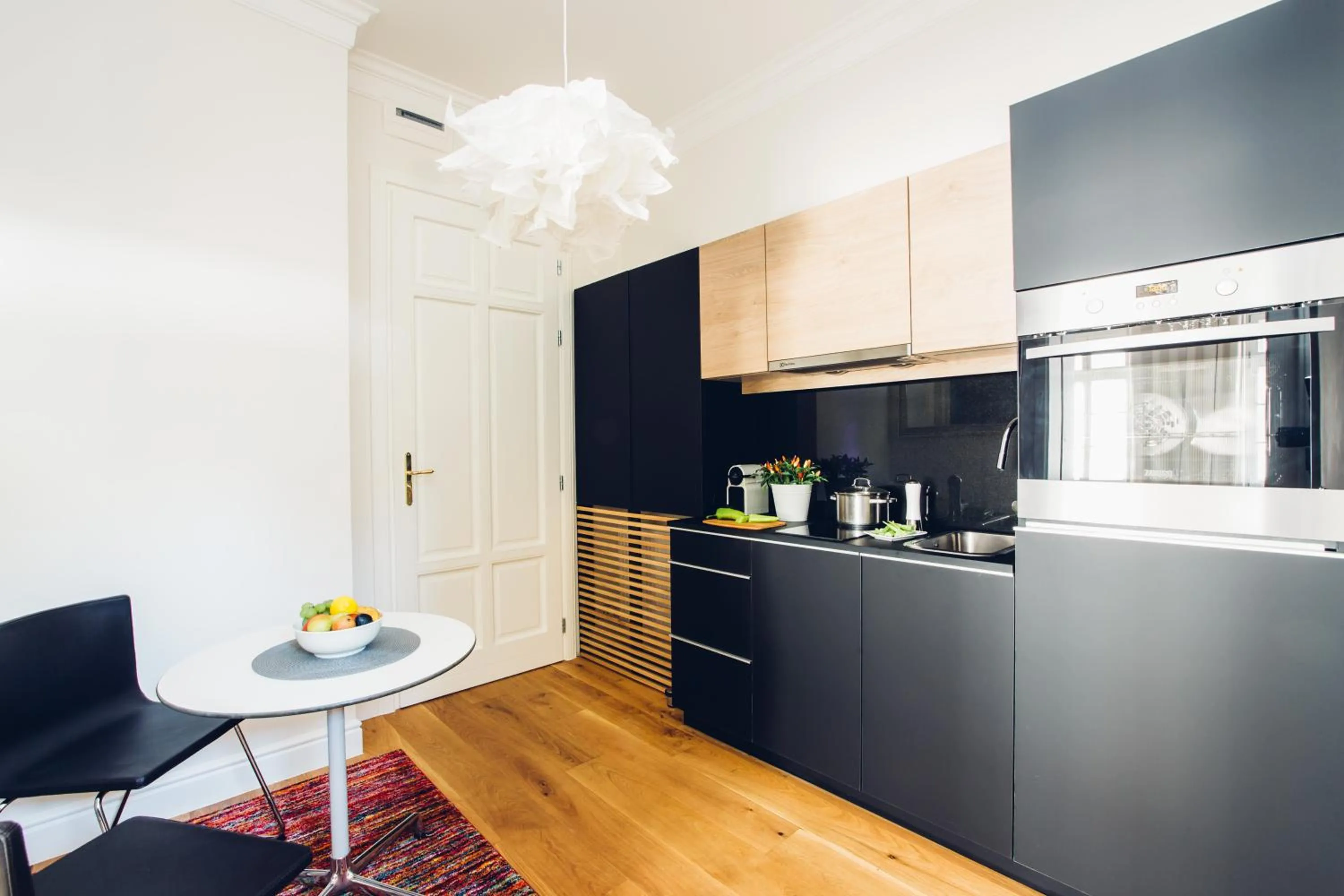 Kitchen or kitchenette in Adele Apartments