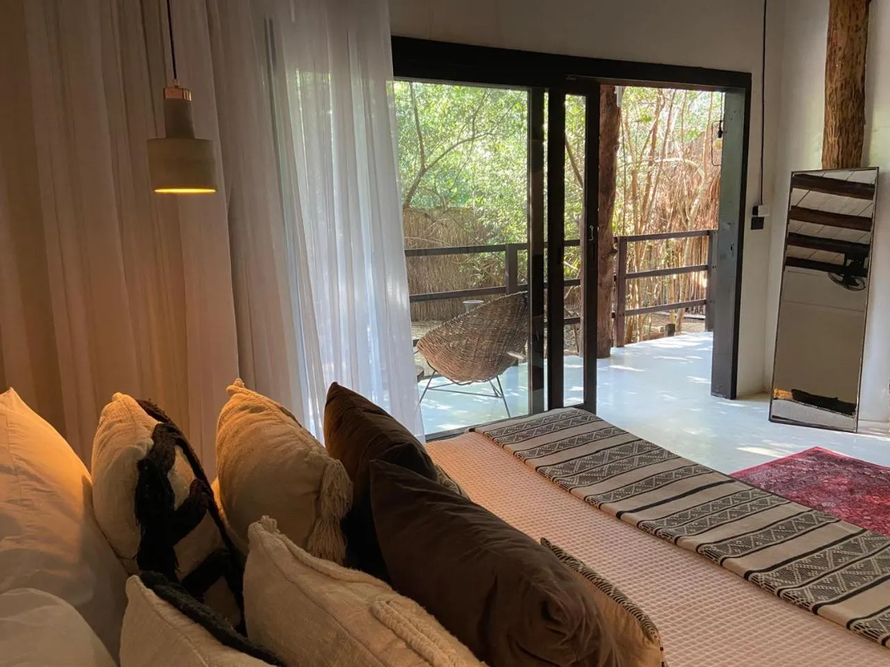 Photo of the whole room in Amor Rooms