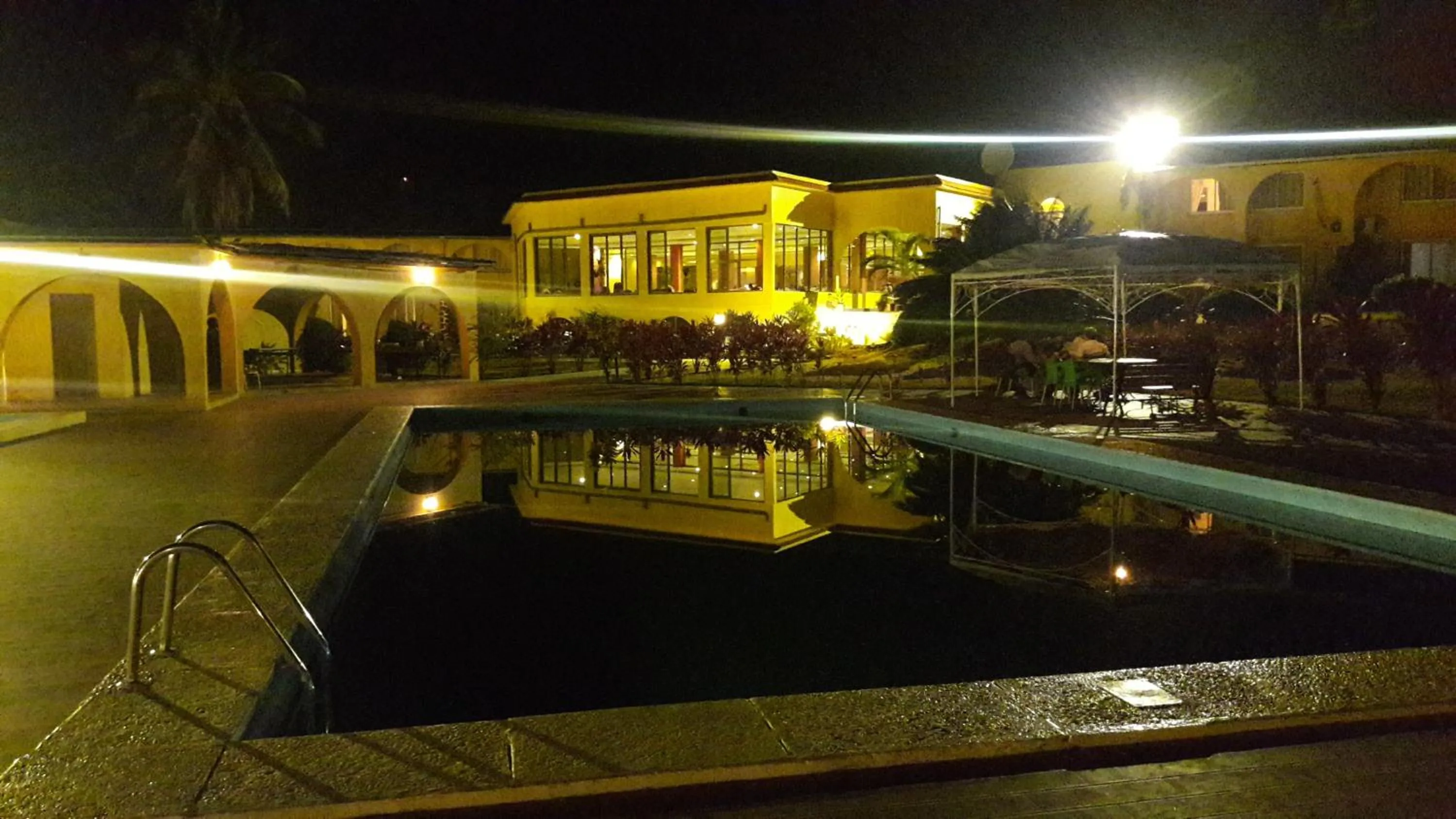 Pool view in Retaj Moroni