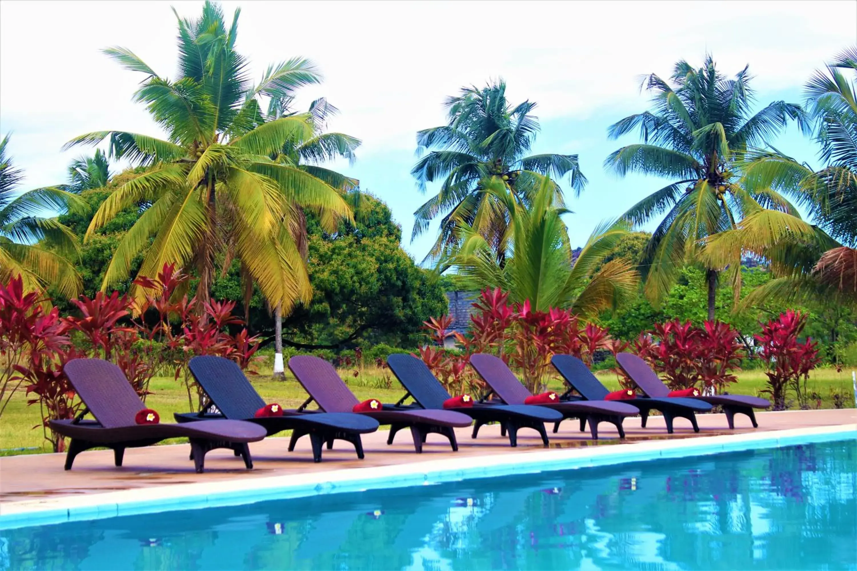 Swimming pool in Retaj Moroni Swimming pool in Retaj Moroni