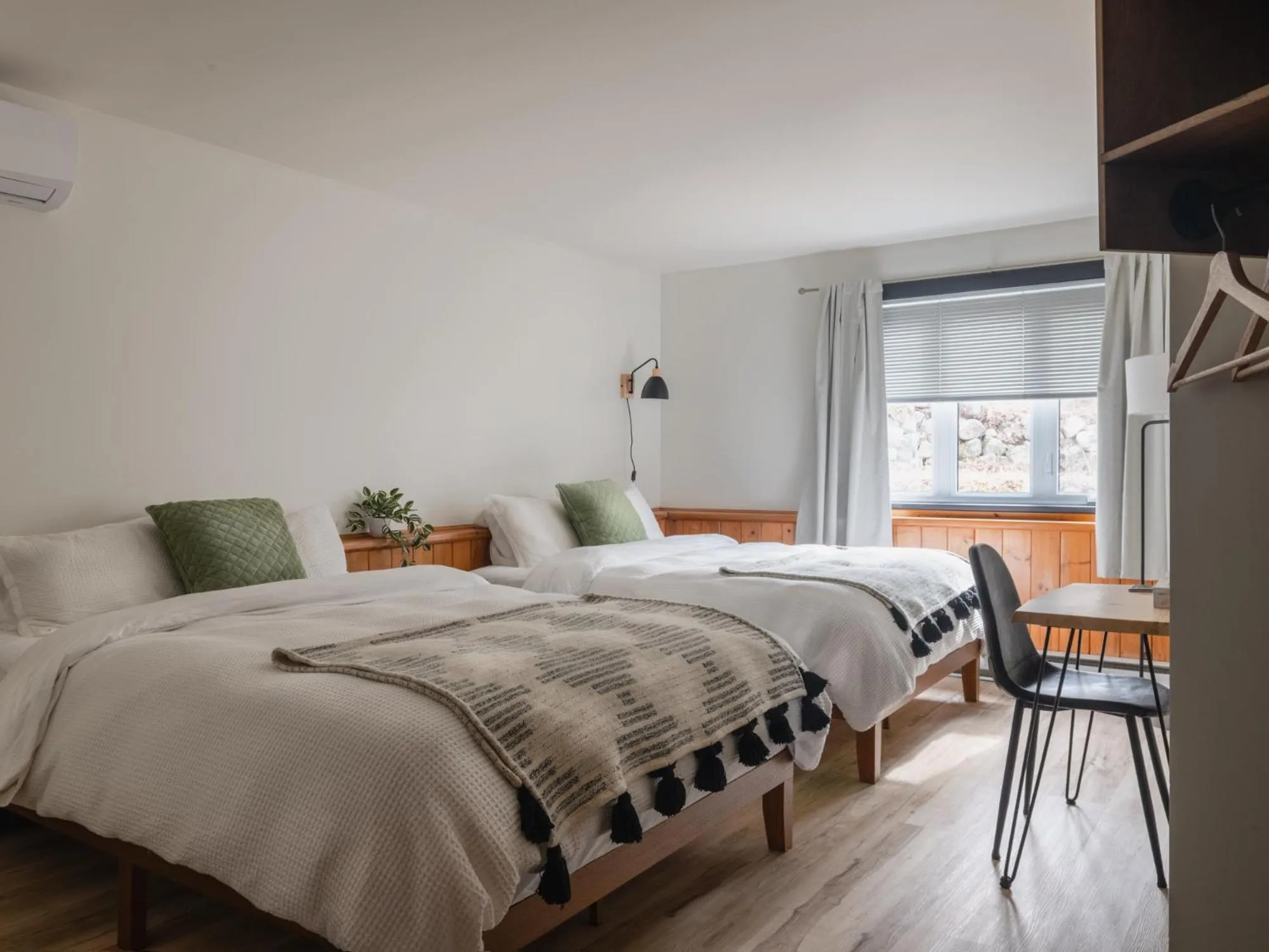 Photo of the whole room, Bed in Le Relais des Hautes Gorges