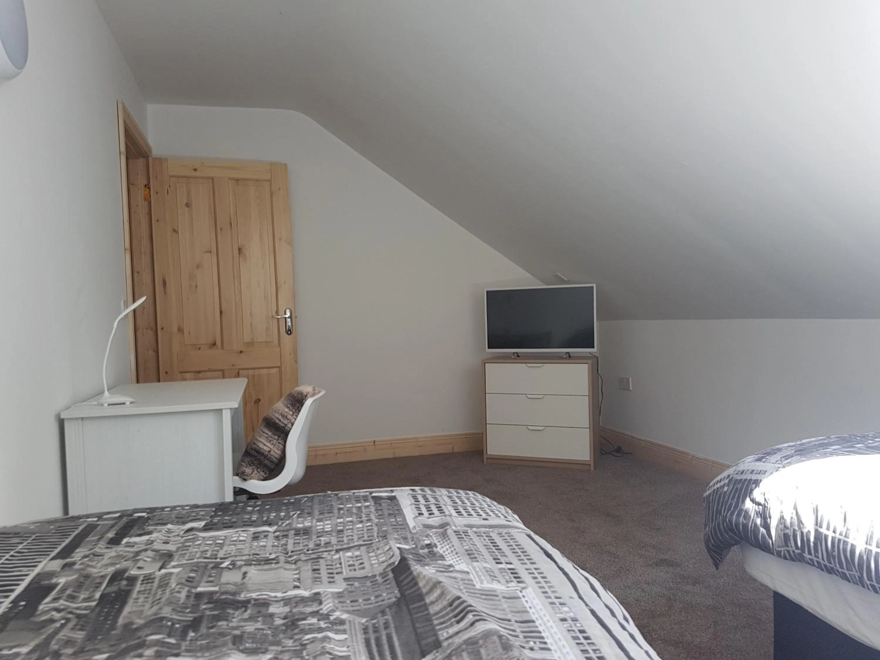 Bed in Moorepark West House