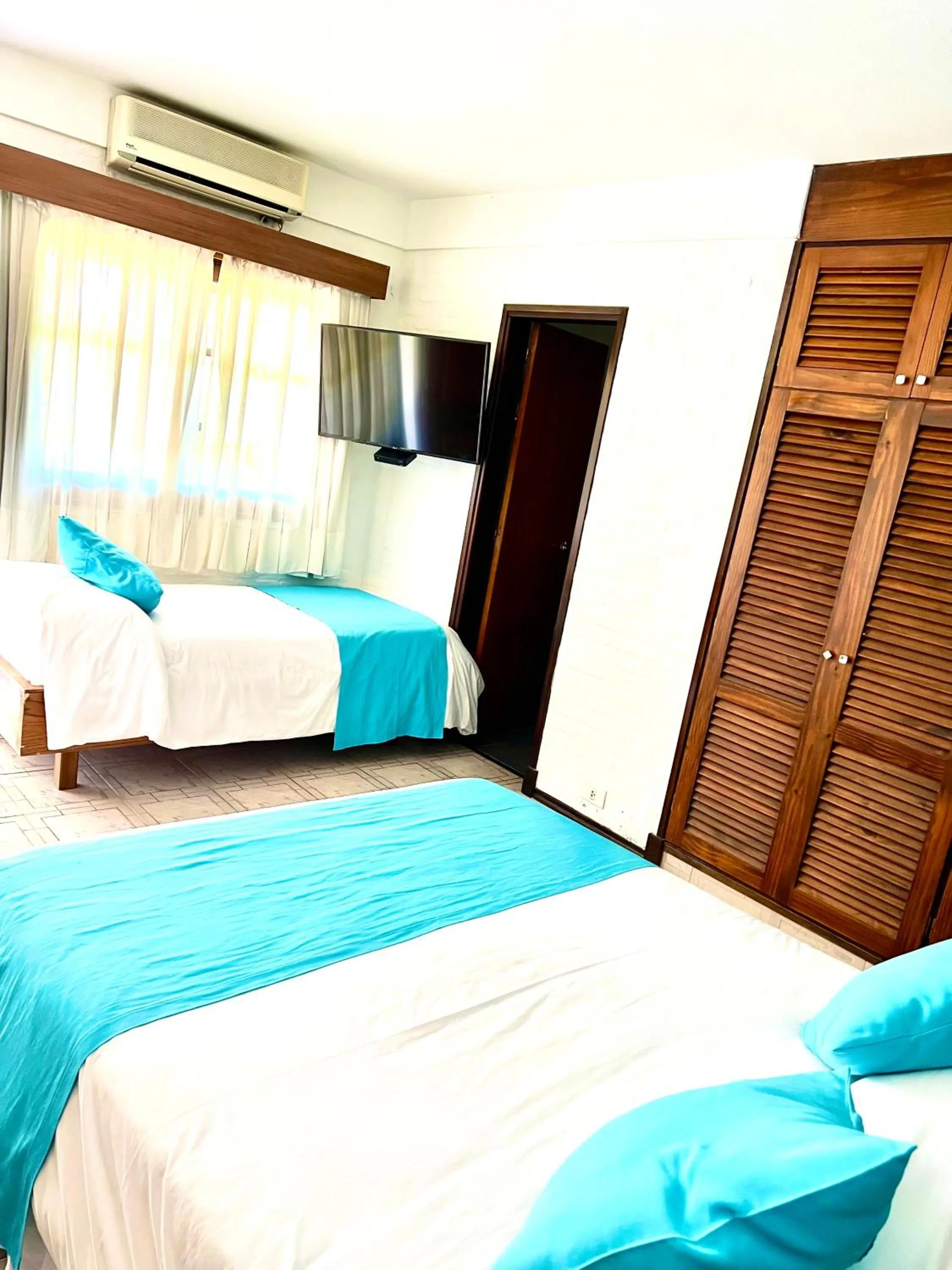 Bed in Hotel Concorde