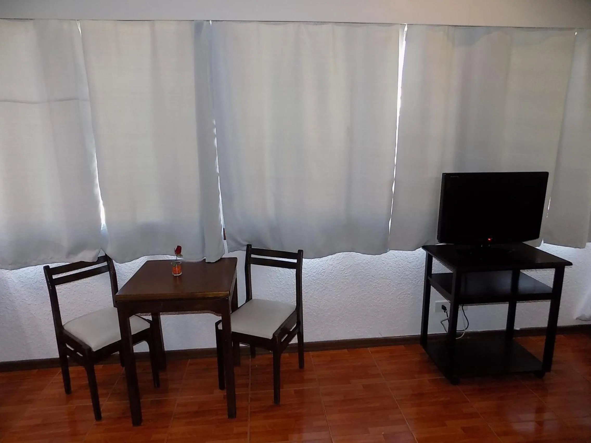 Communal lounge/ TV room in Hotel Concorde