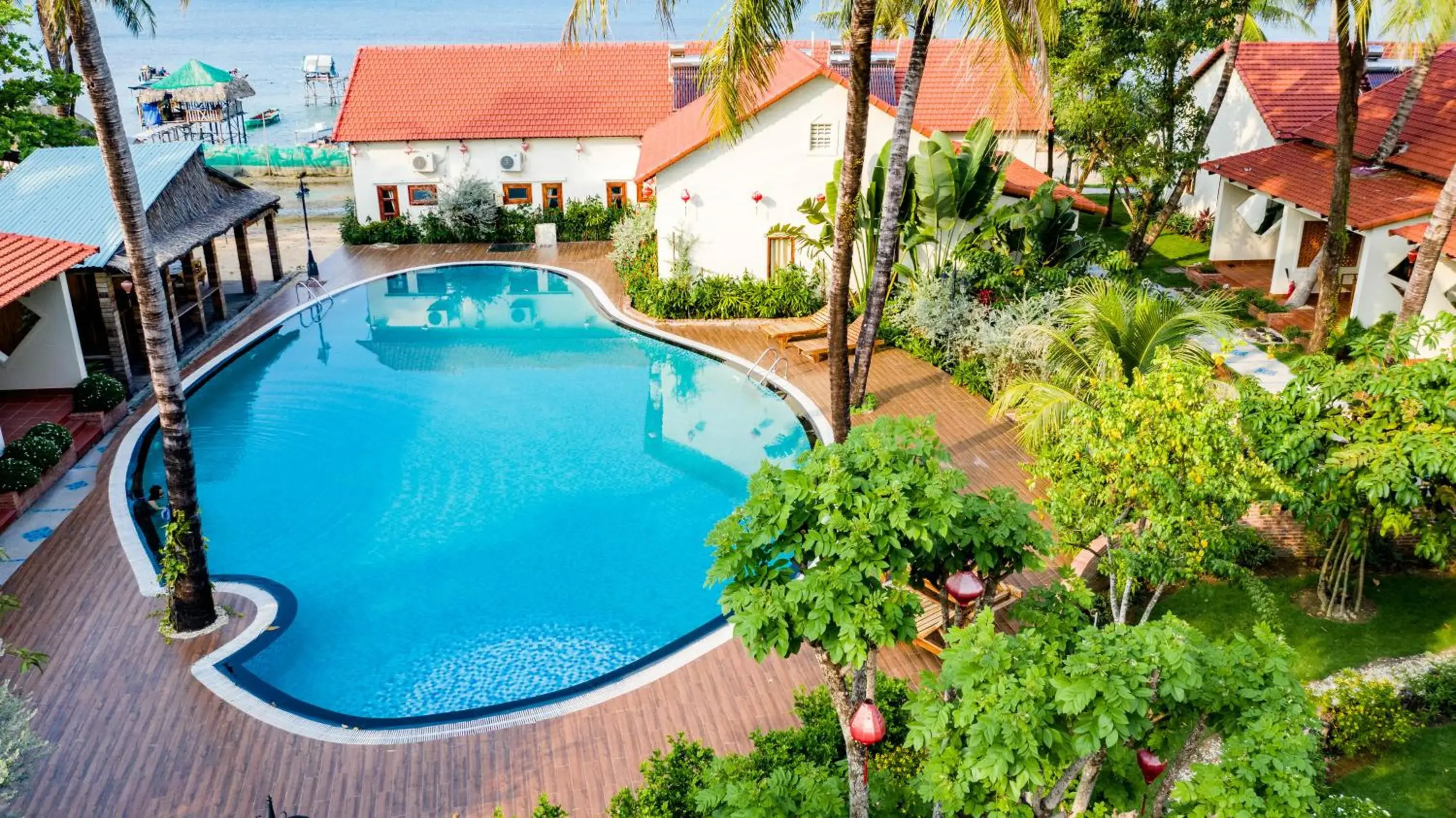 Property building in Hula Hula Seafront Phu Quoc Property building in Hula Hula Seafront Phu Quoc