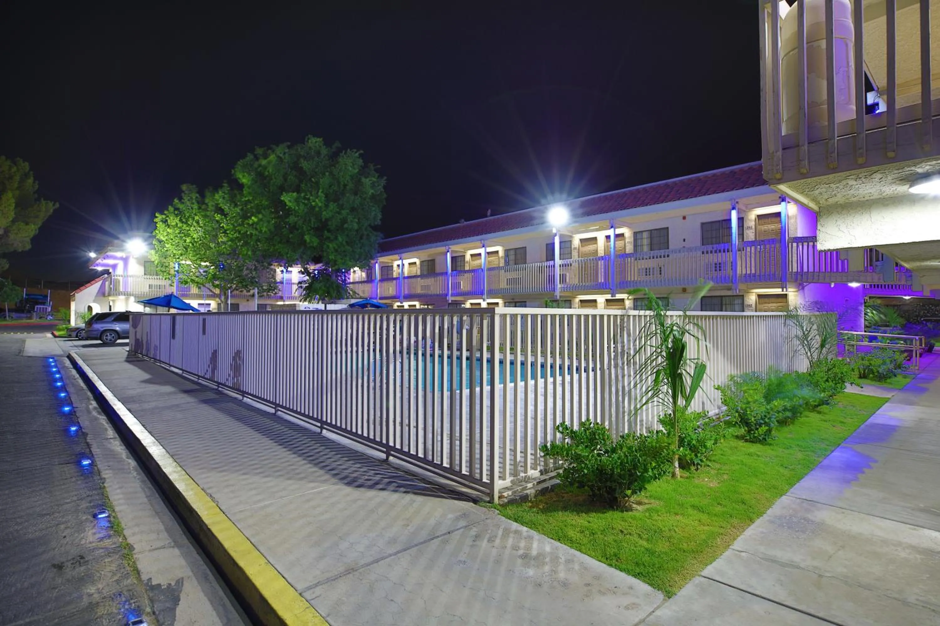 Property building in Motel 6-Barstow, CA