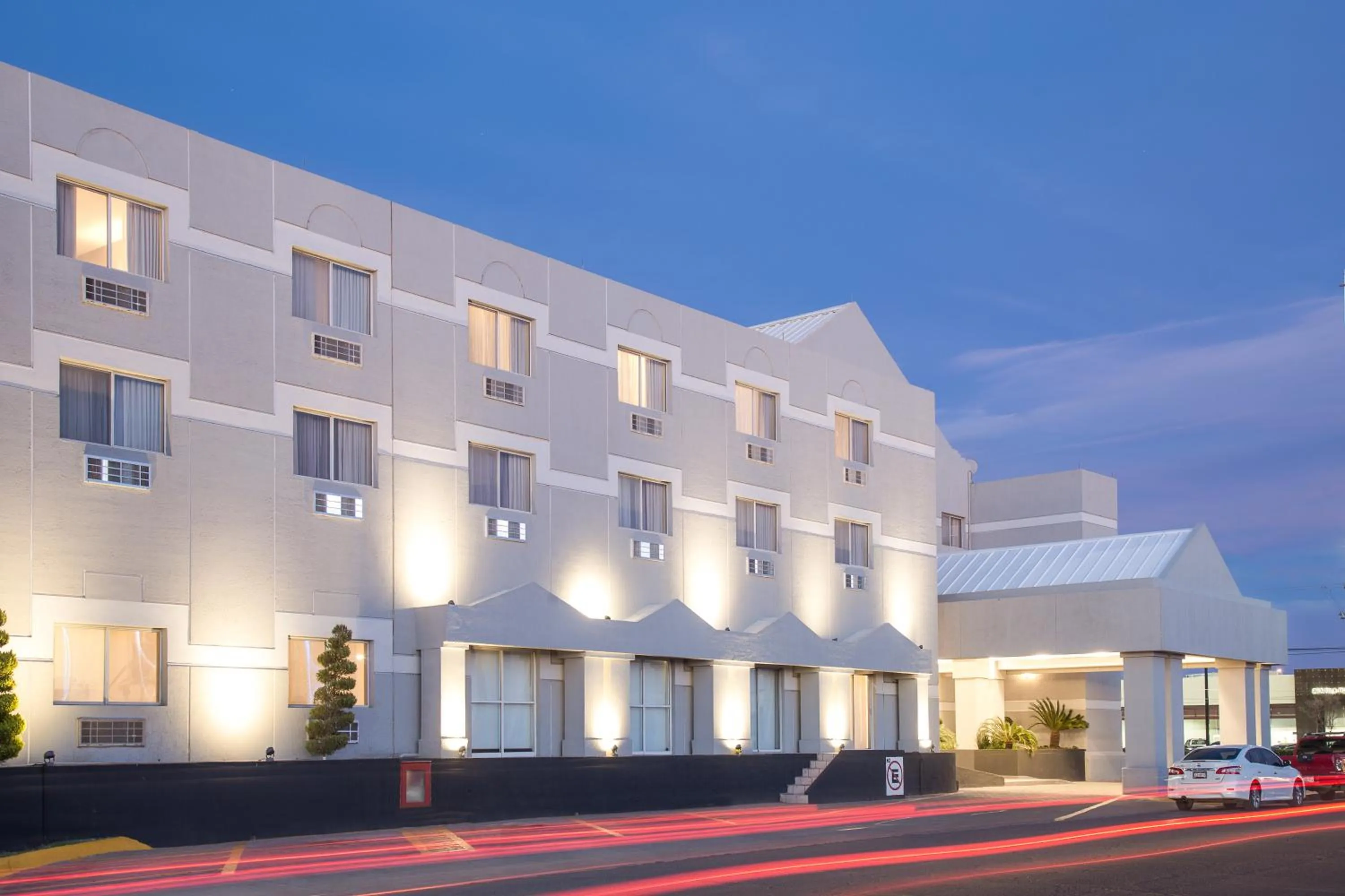 Property building in Casa Grande Delicias