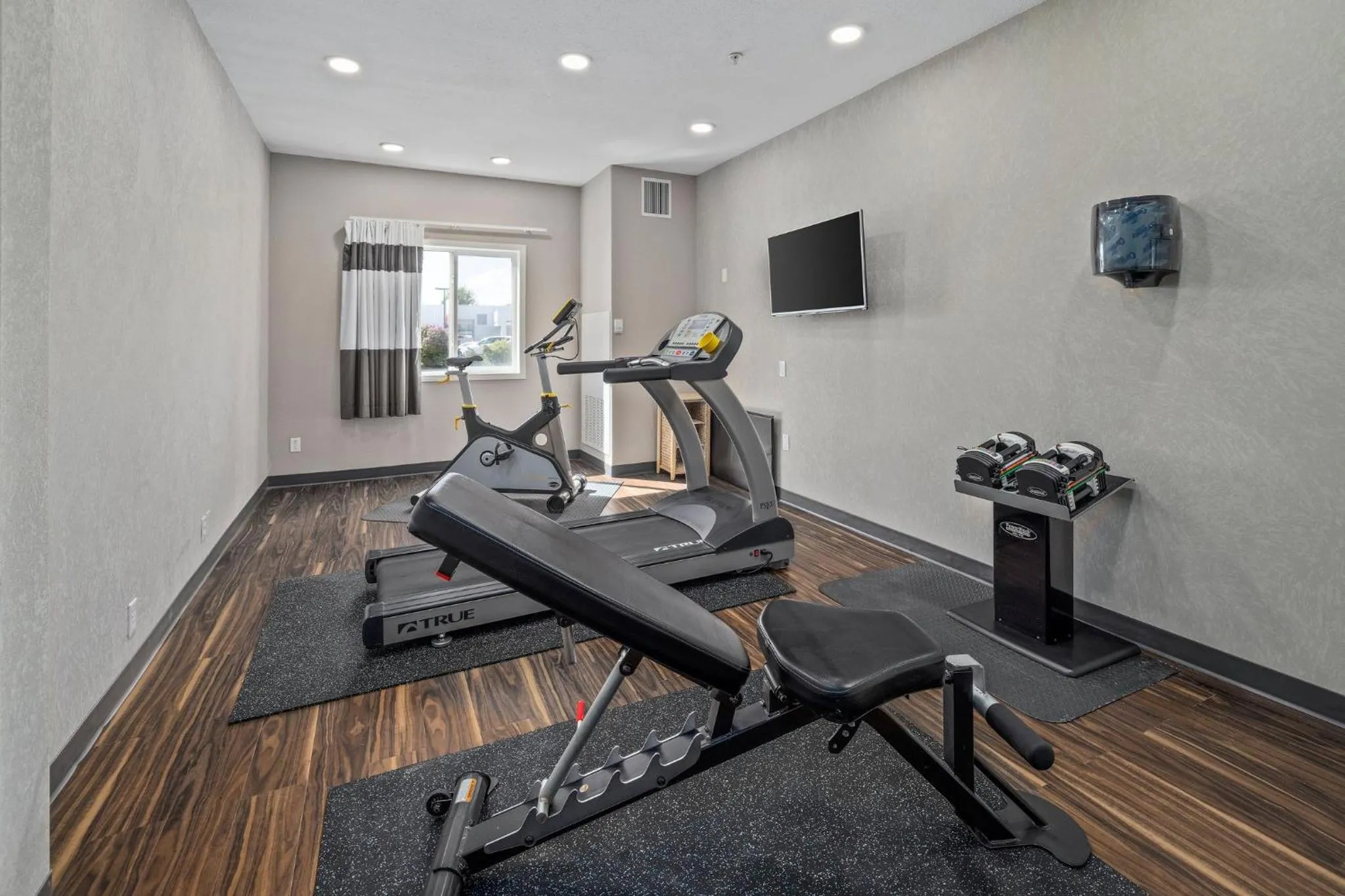 Fitness centre/facilities in Prairie Crest Medicine Hat by IHG