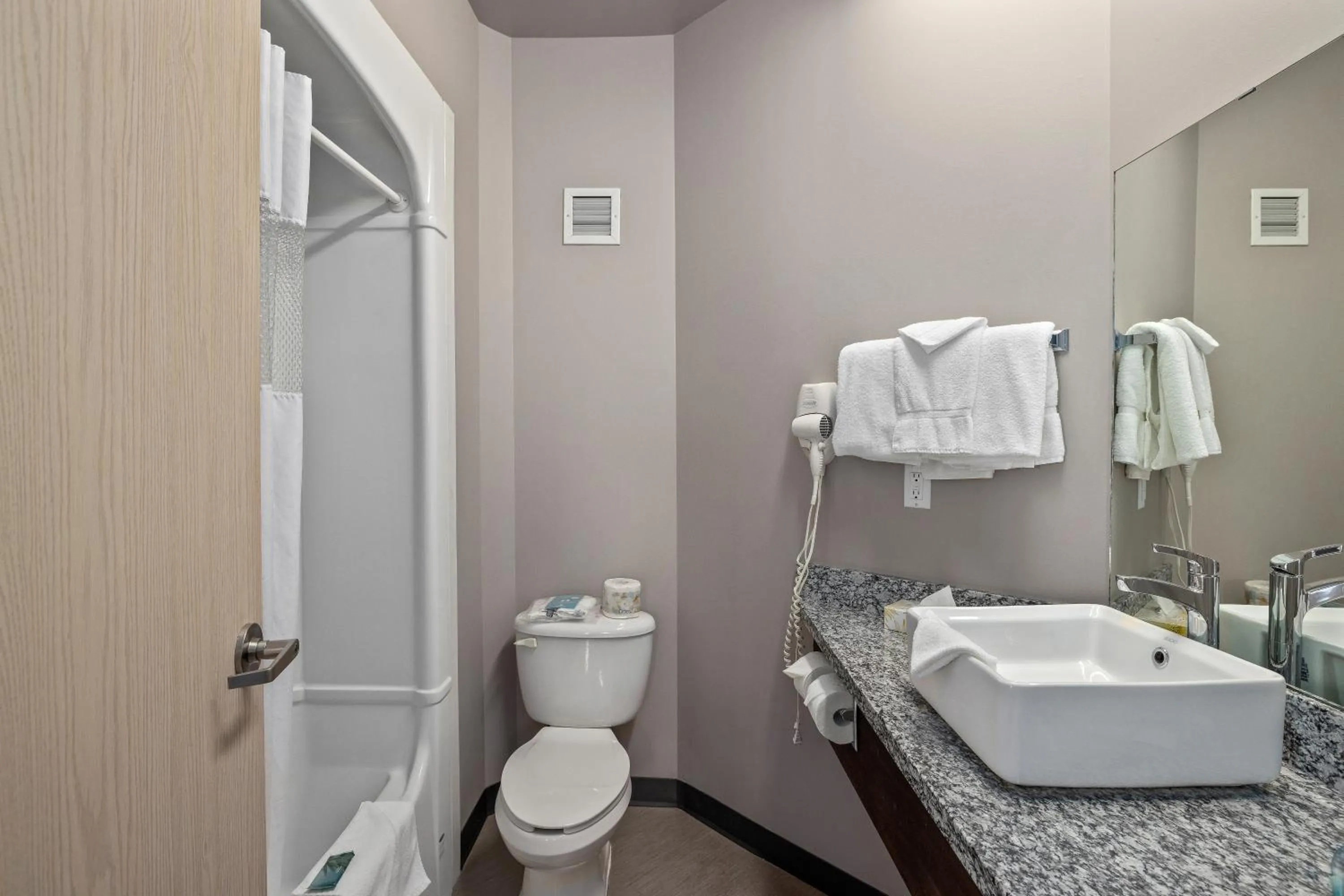 Shower in Home Inn Medicine Hat