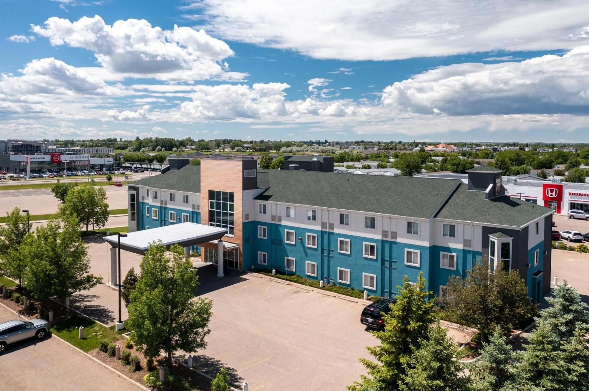 Property building in Prairie Crest Medicine Hat by IHG