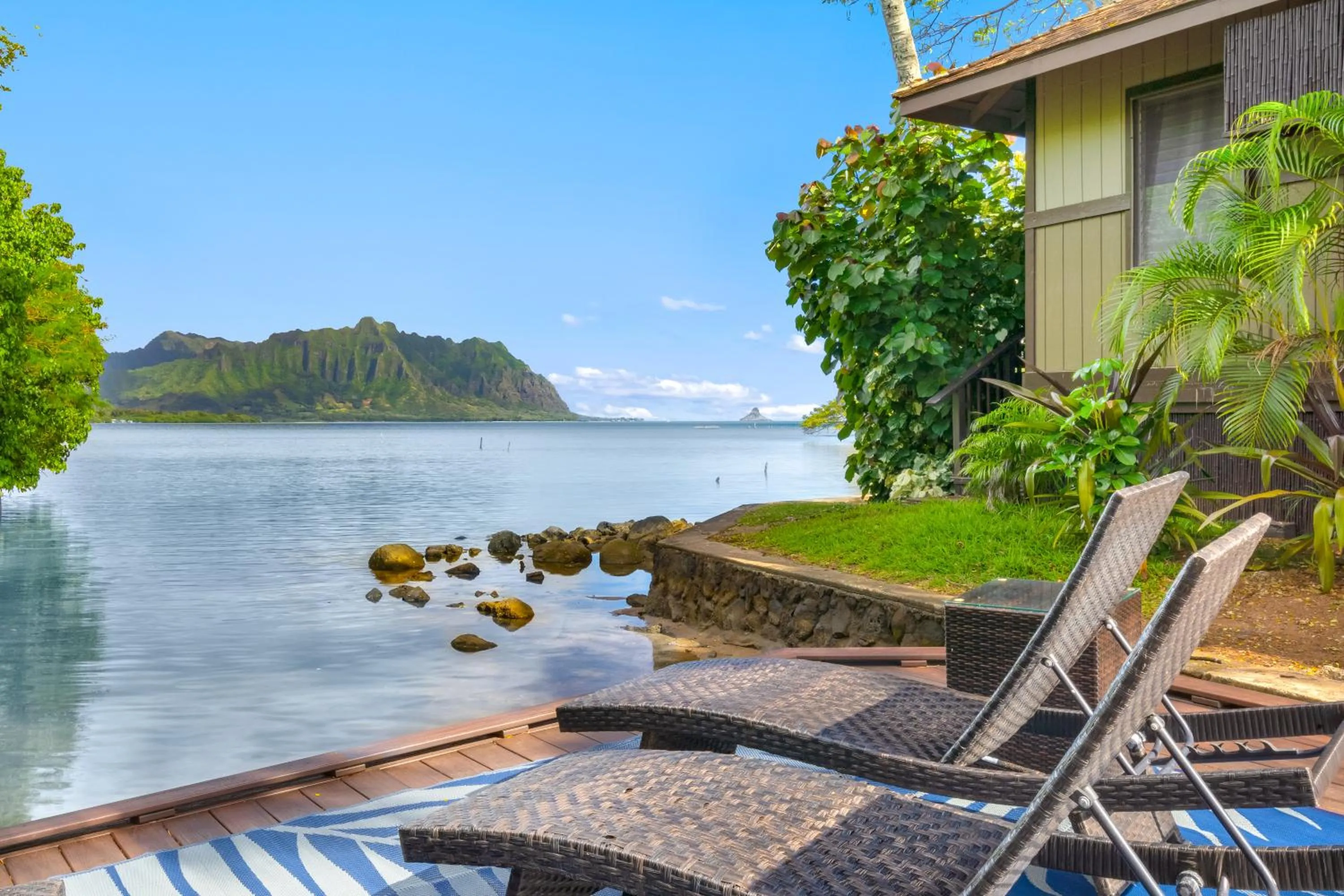 Nearby landmark in Paradise Bay Resort