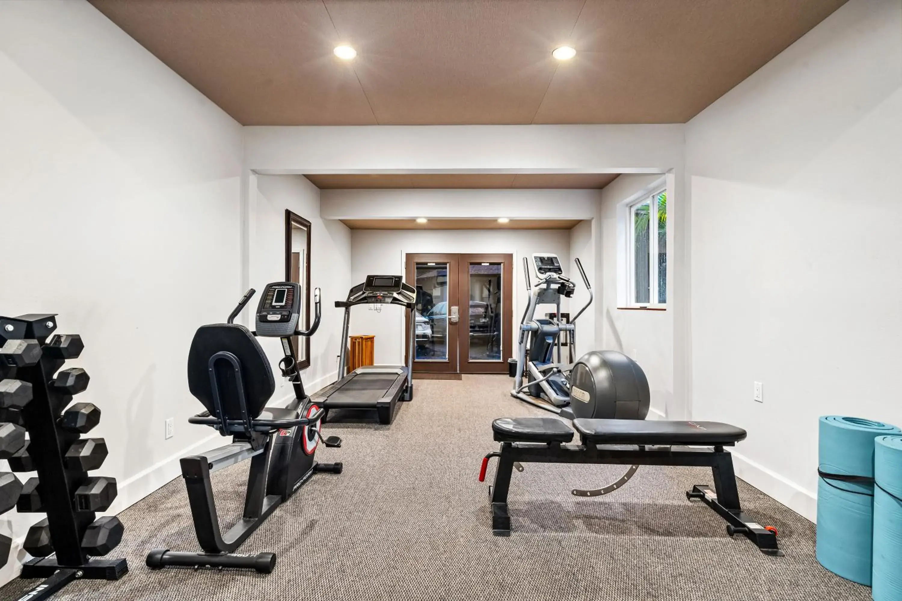 Fitness centre/facilities in Paradise Bay Resort Fitness centre/facilities in Paradise Bay Resort