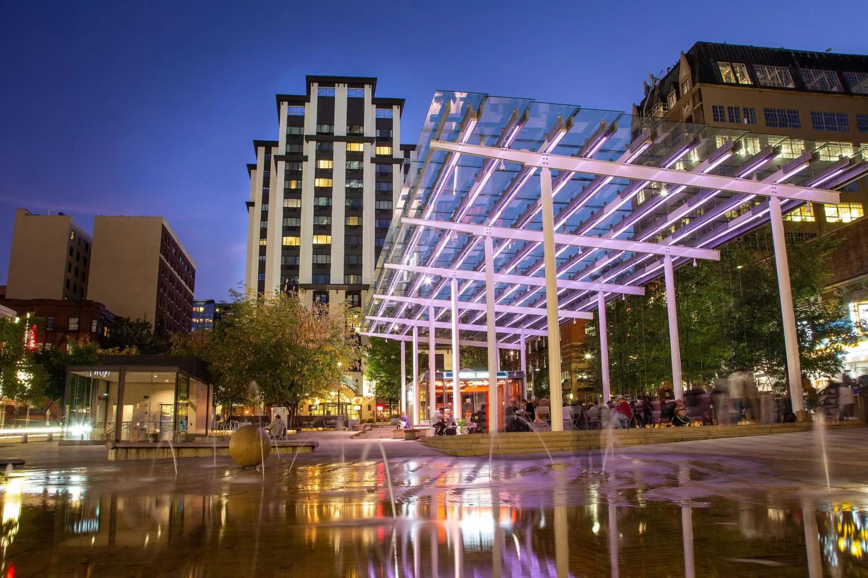 Property building in The Paramount Hotel Portland Property building in The Paramount Hotel Portland