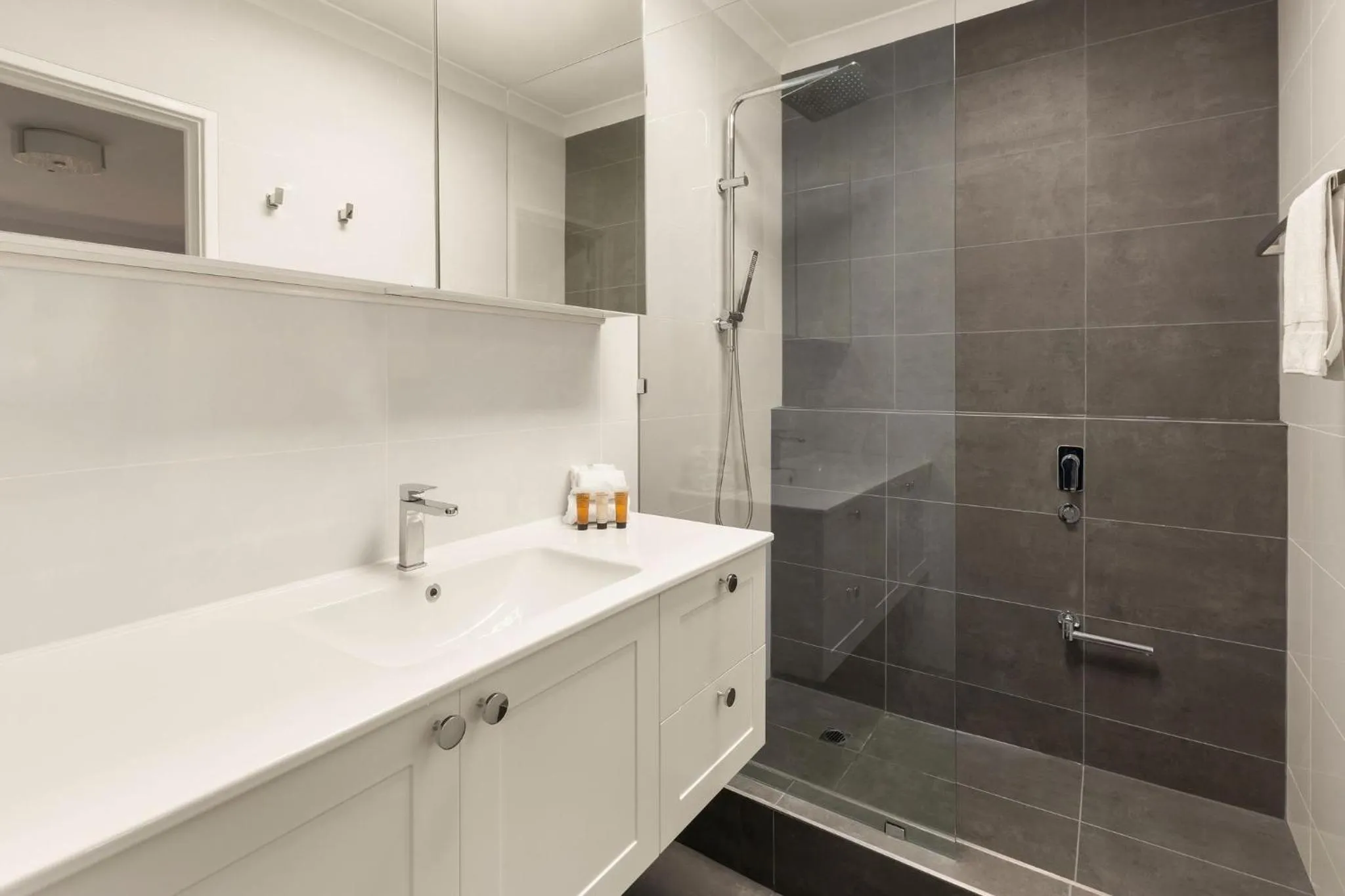 Bay Village Dunsborough