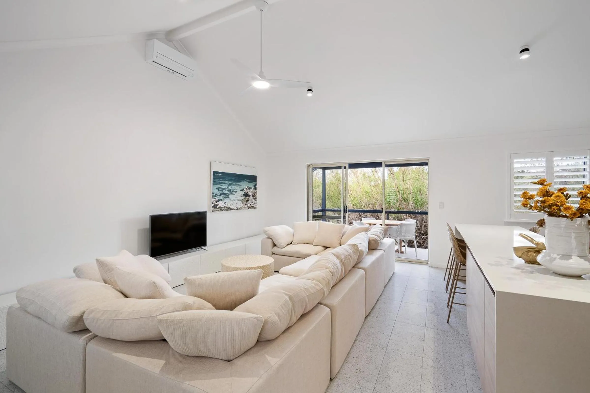 Bay Village Dunsborough