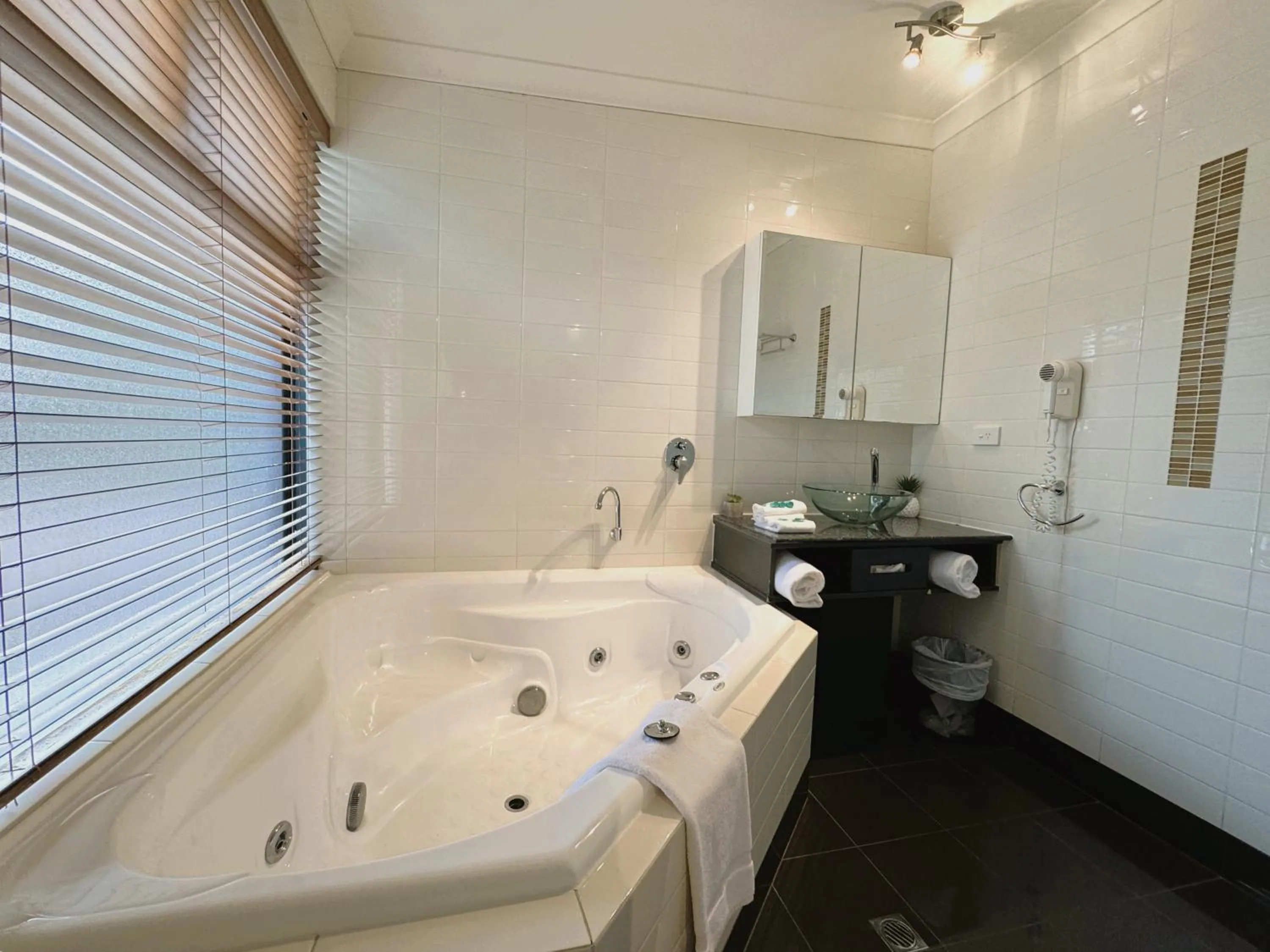 Bathroom in Bay Village Dunsborough