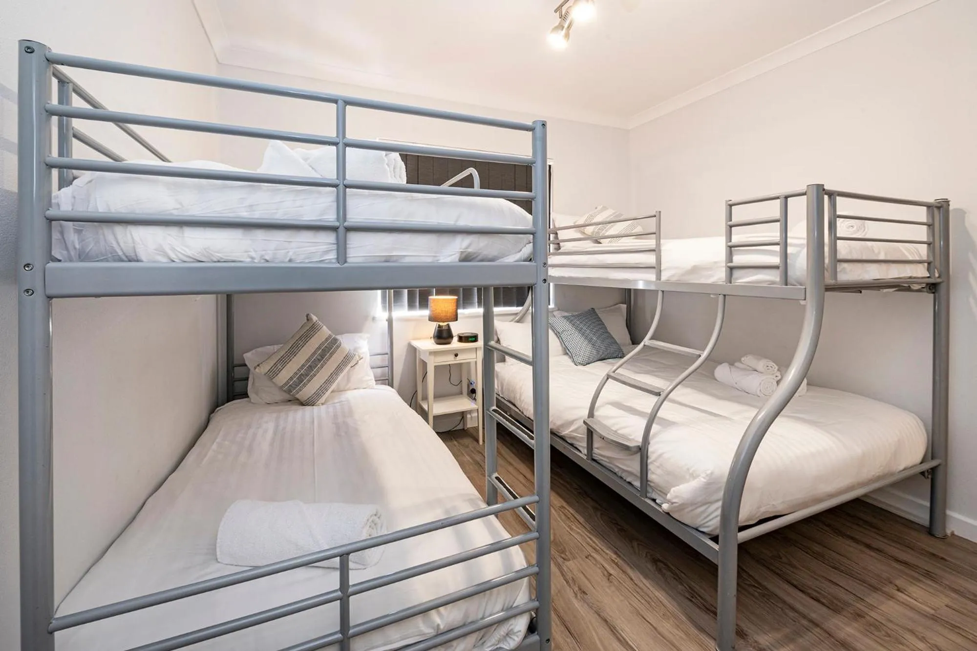 Bed in Bay Village Dunsborough