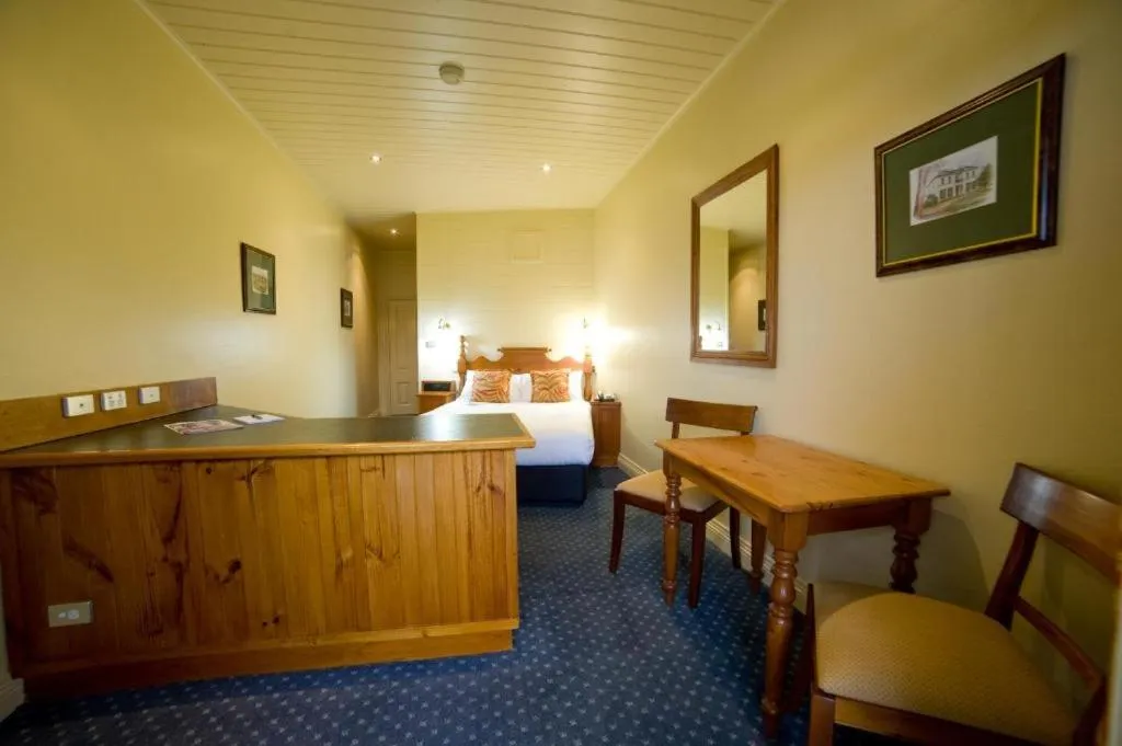 Bed in Strahan Village