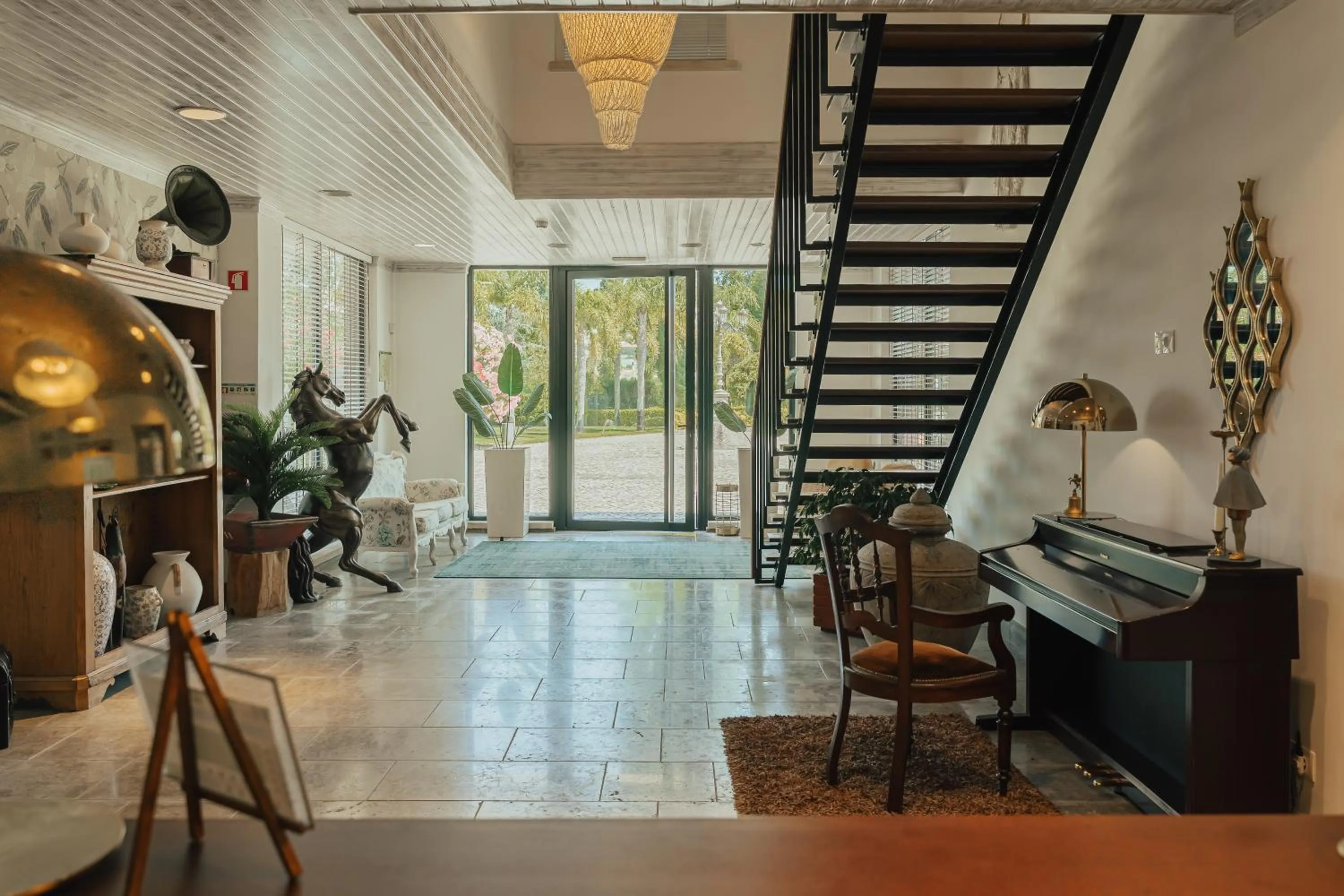 Lobby or reception in Quinta do Pinheiro Hotel E Eventos by Grupo Quinta dos Lagos