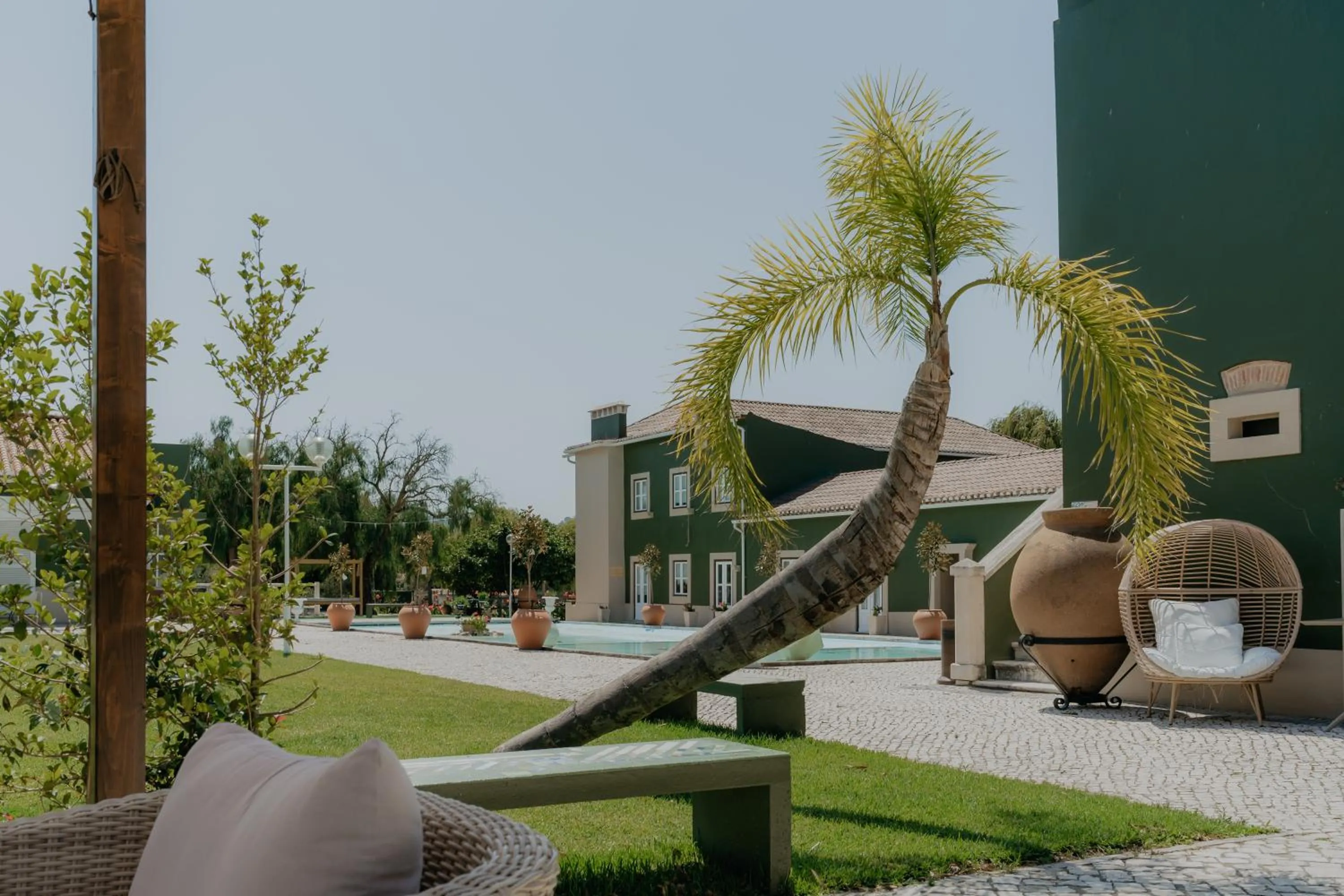 Garden in Quinta do Pinheiro Hotel E Eventos by Grupo Quinta dos Lagos