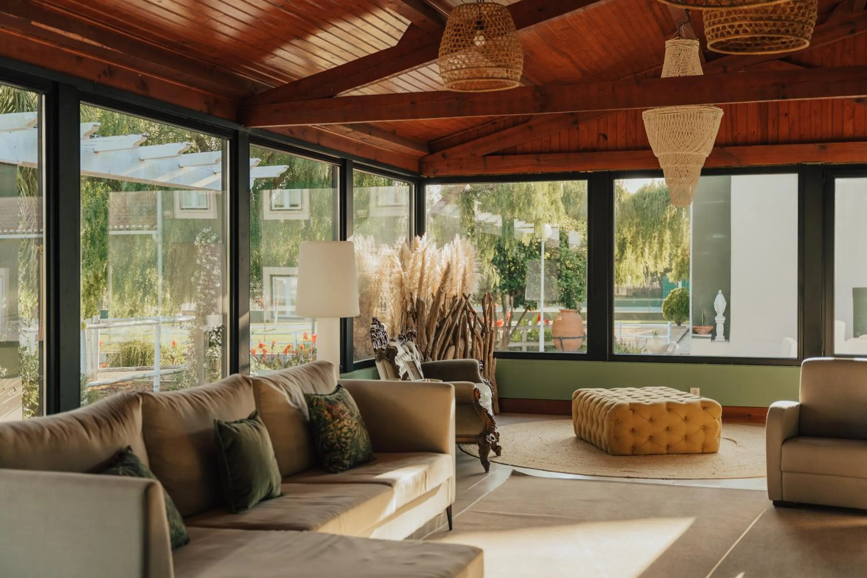 Living room in Quinta do Pinheiro Hotel E Eventos by Grupo Quinta dos Lagos