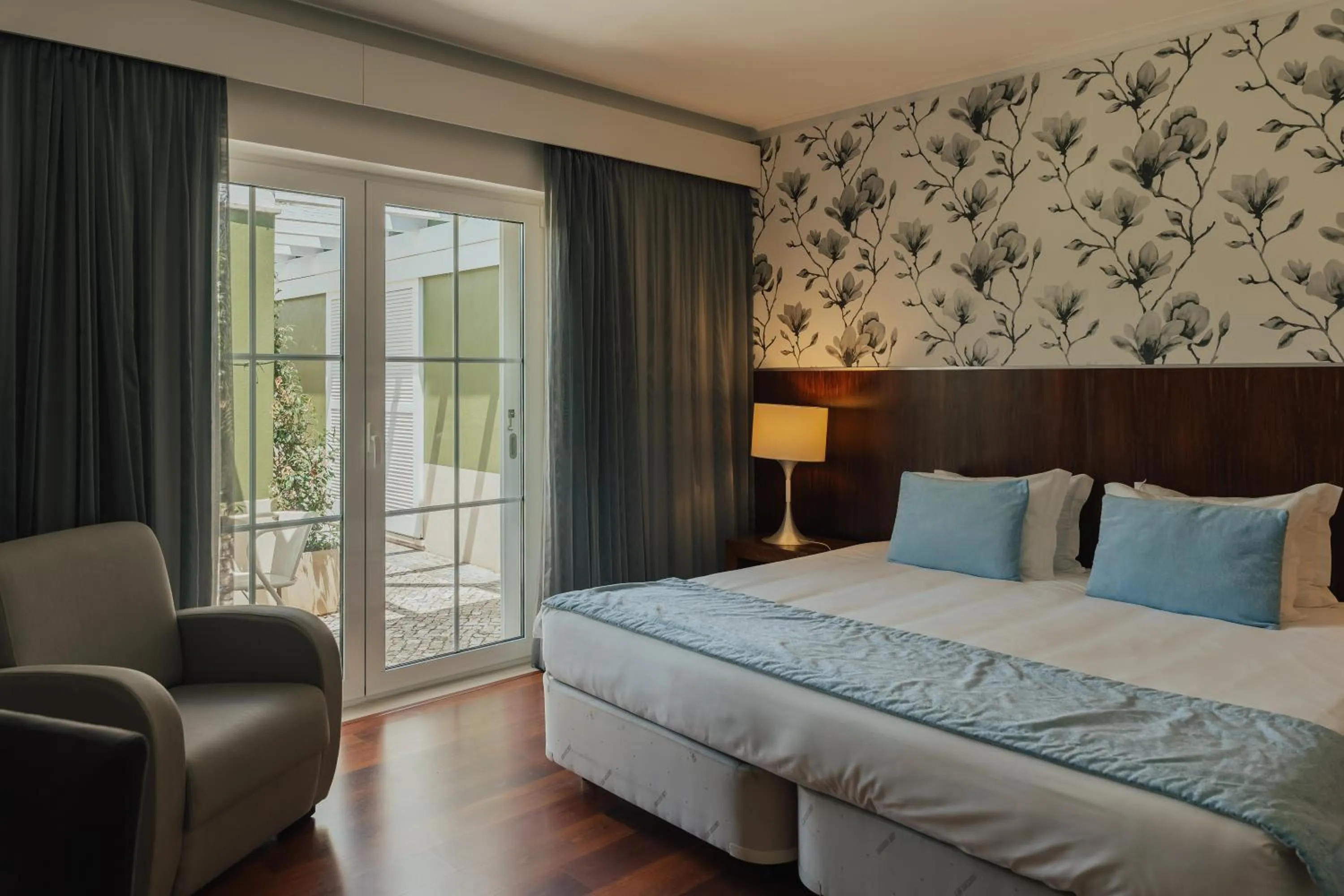 Bedroom, Bed in Quinta do Pinheiro Hotel E Eventos by Grupo Quinta dos Lagos