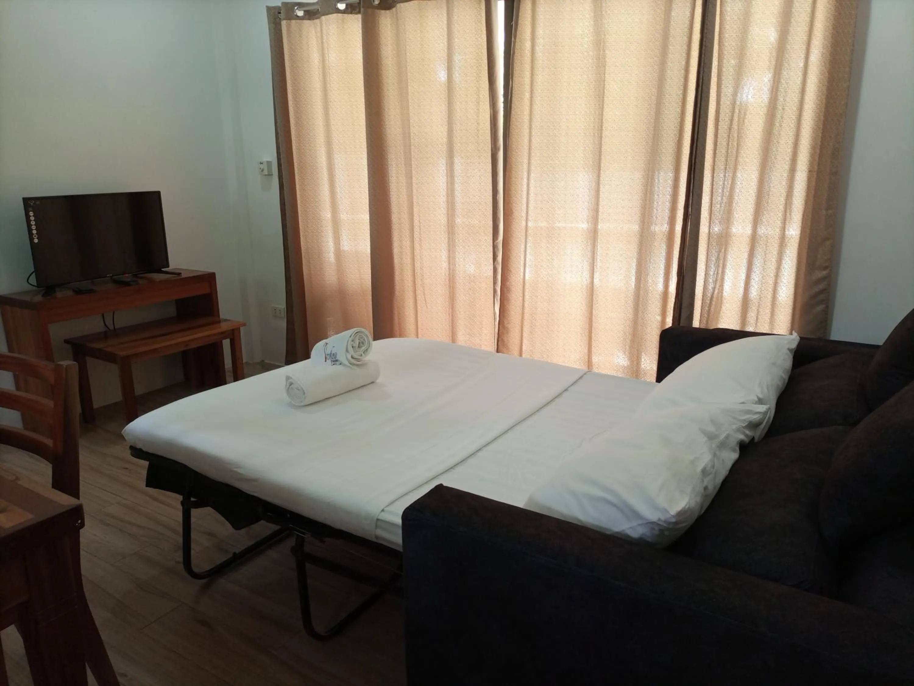 Bed in Portofino Panglao Bohol