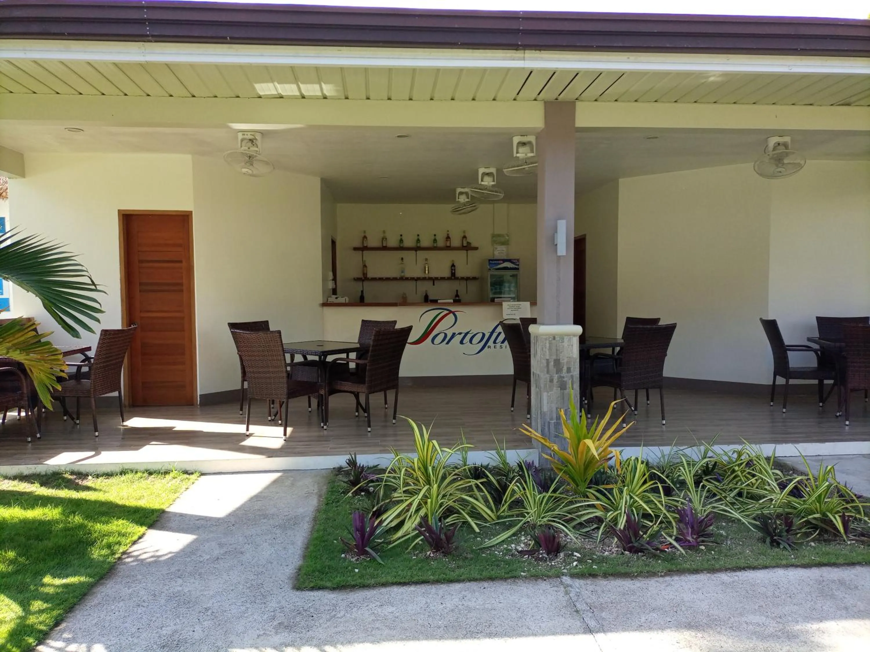 Restaurant/places to eat in Portofino Panglao Bohol