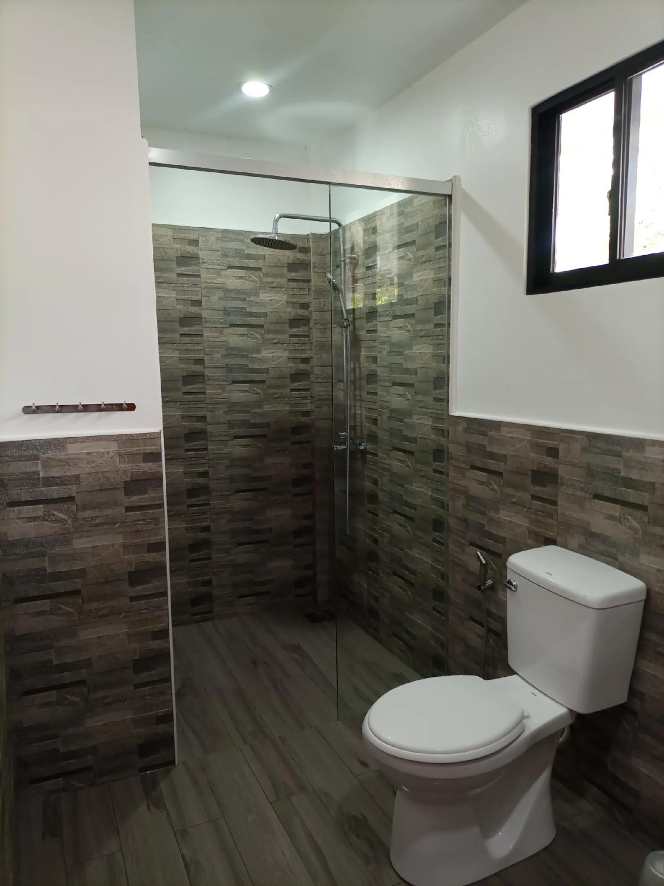 Shower in Portofino Panglao Bohol