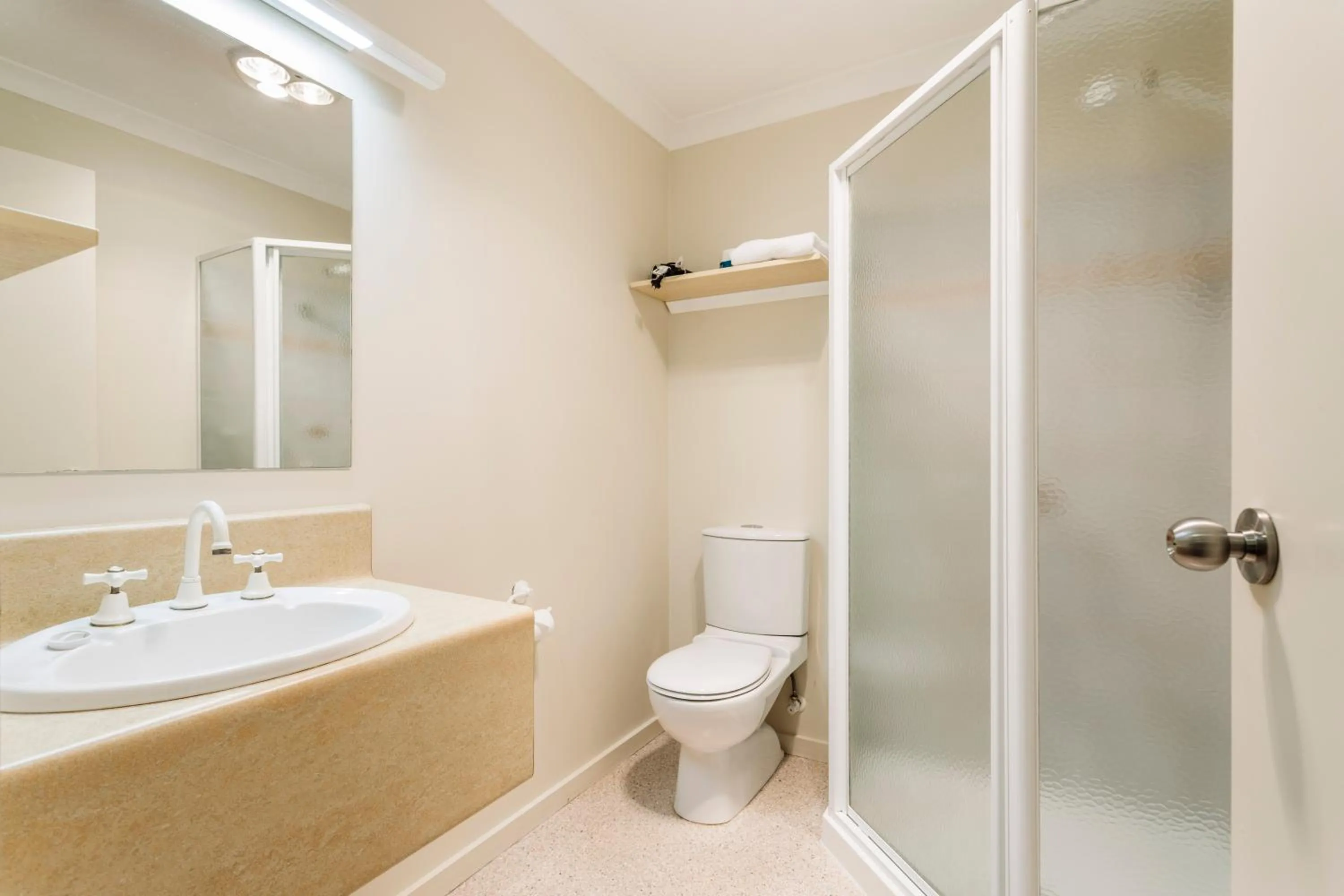 Shower in Cradle Mountain Hotel