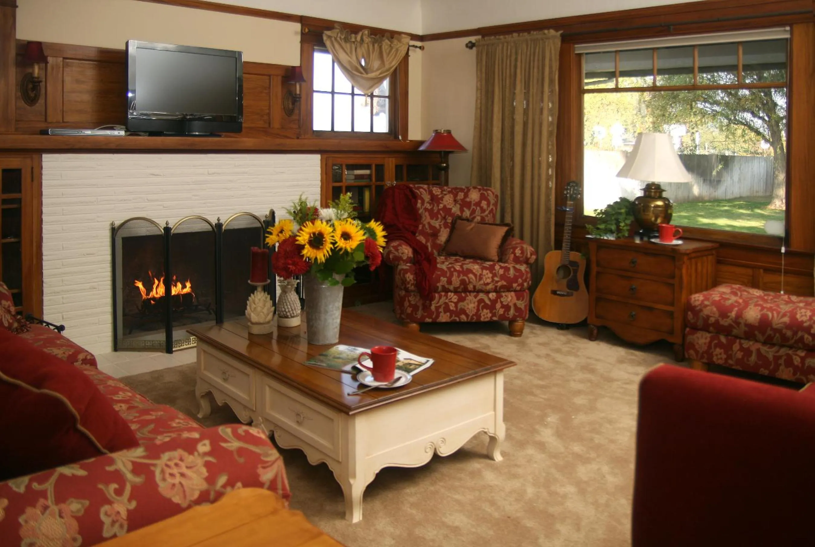 TV and multimedia in Cottage on Armstrong