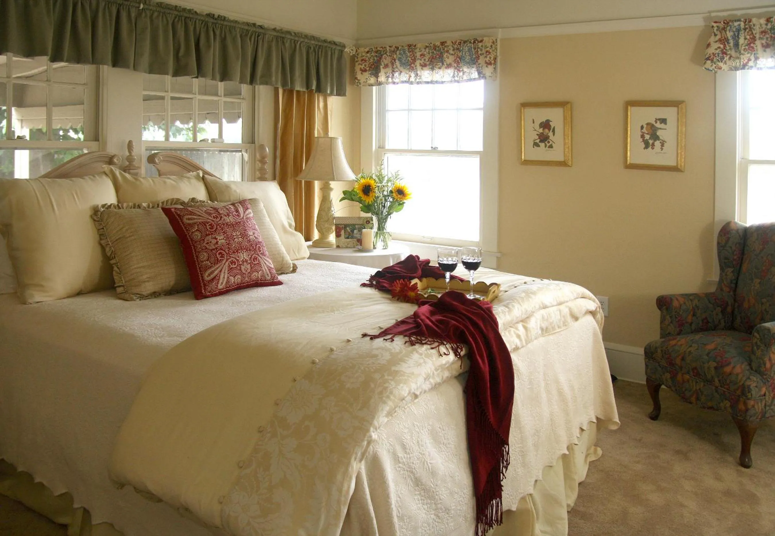 Bed in Cottage on Armstrong