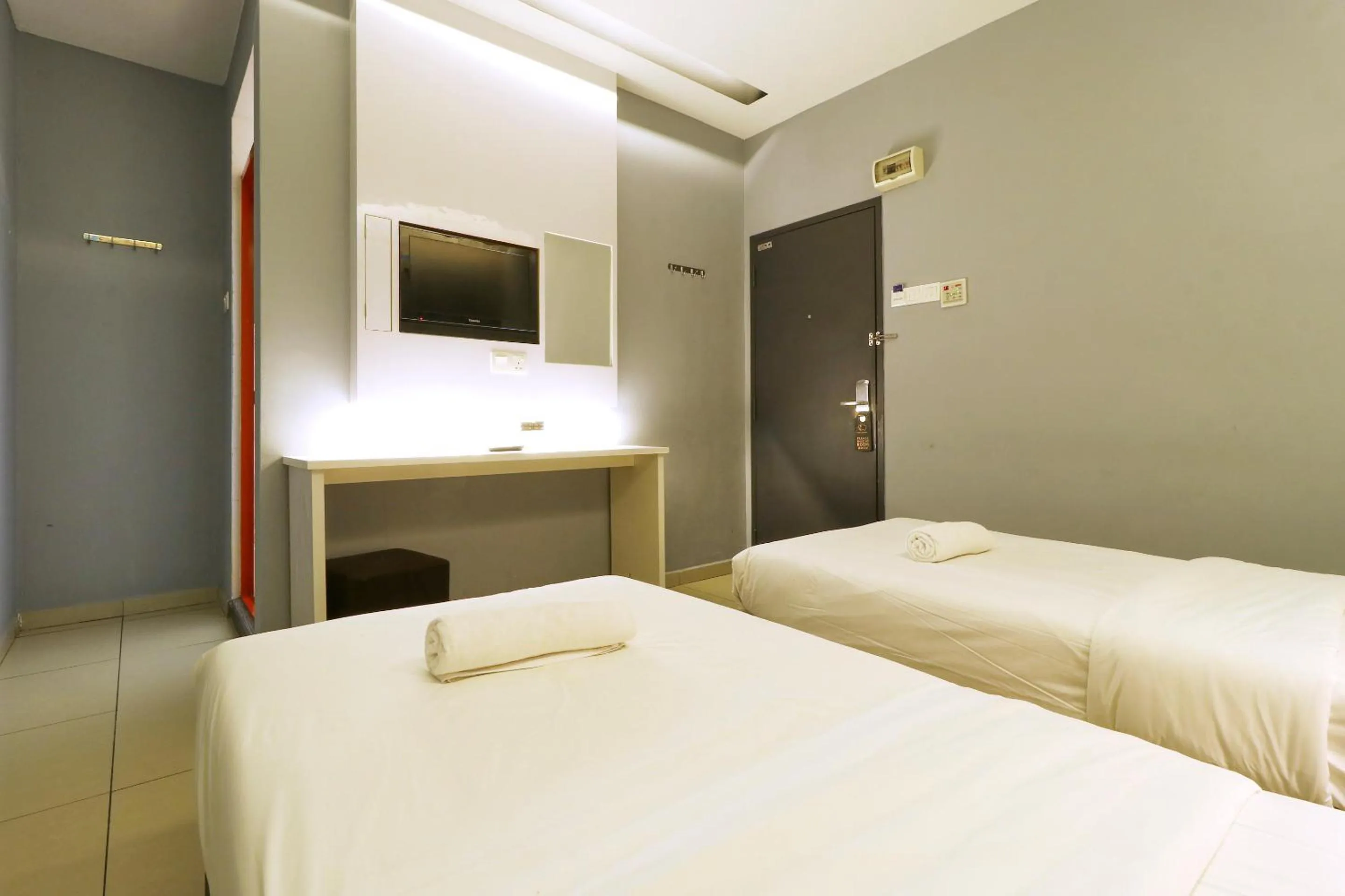 TV and multimedia, Bed in Suite Dreamz Hotel