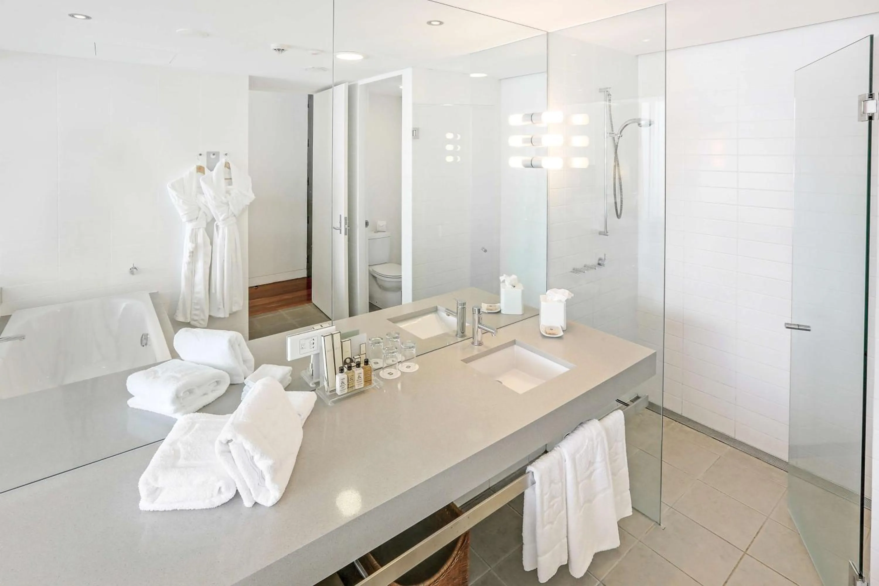 Bedroom in Shangri-La The Marina, Cairns