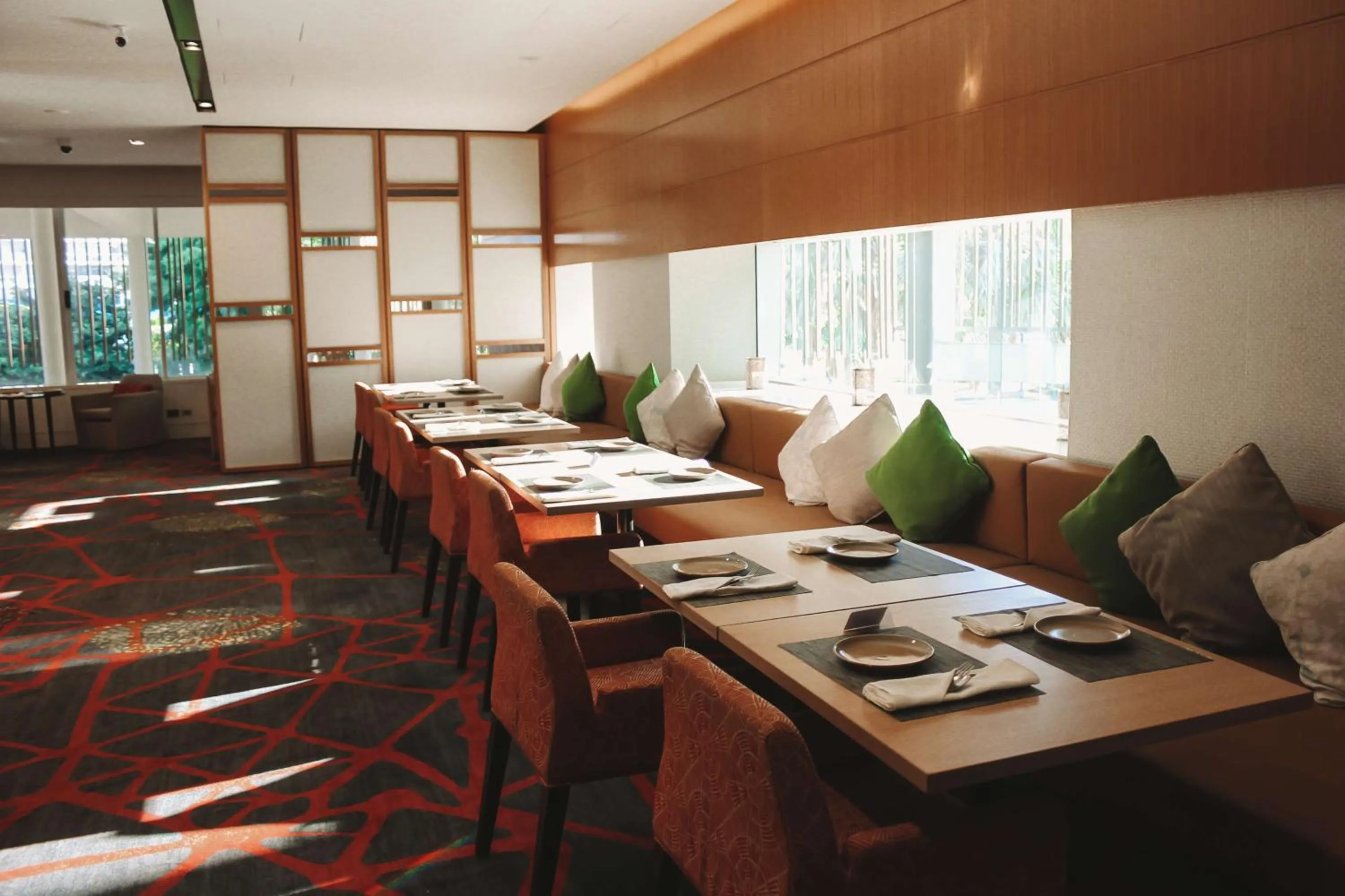 Lounge or bar in Shangri-La The Marina, Cairns