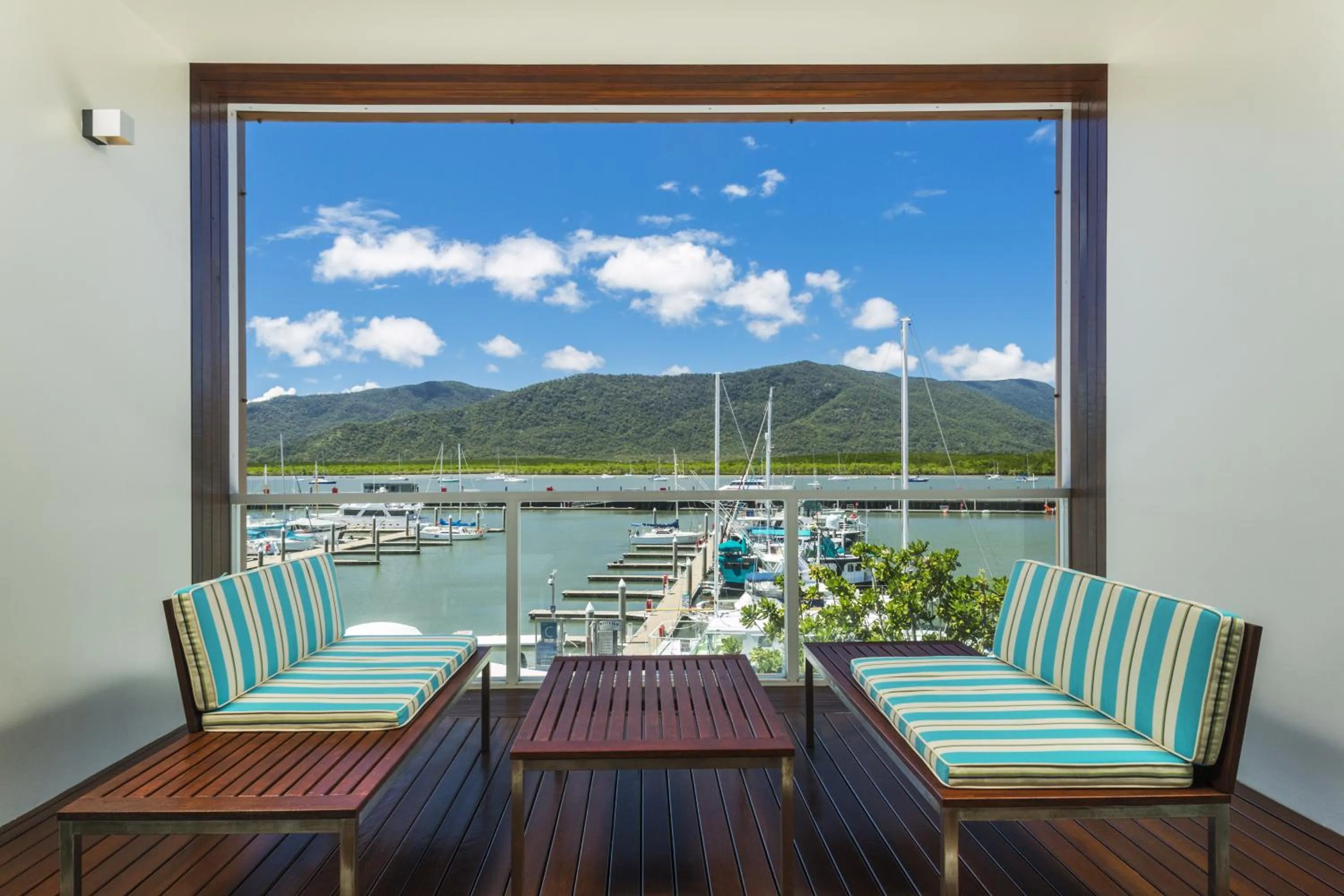 Living room in Shangri-La The Marina, Cairns