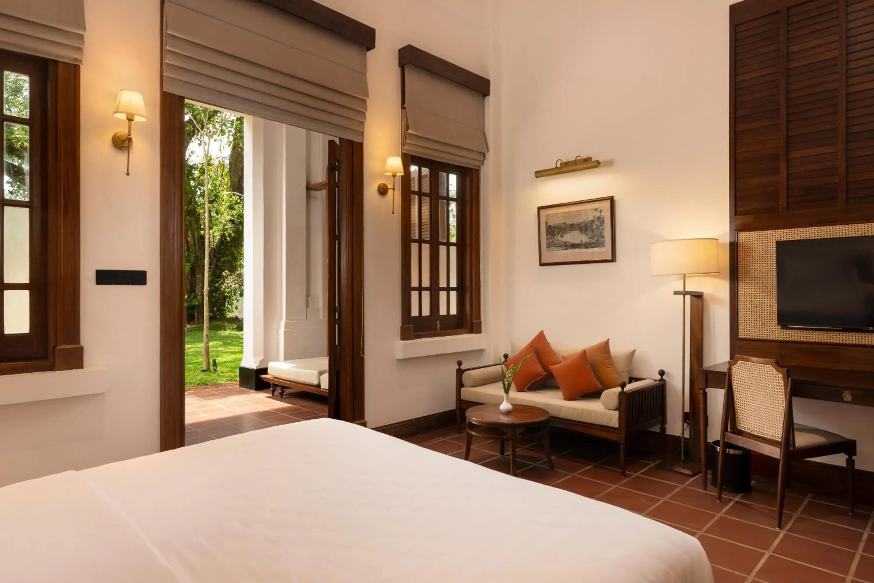 View (from property/room), Bed in Hotel Suisse Kandy - Since 1890 View (from property/room), Bed in Hotel Suisse Kandy - Since 1890