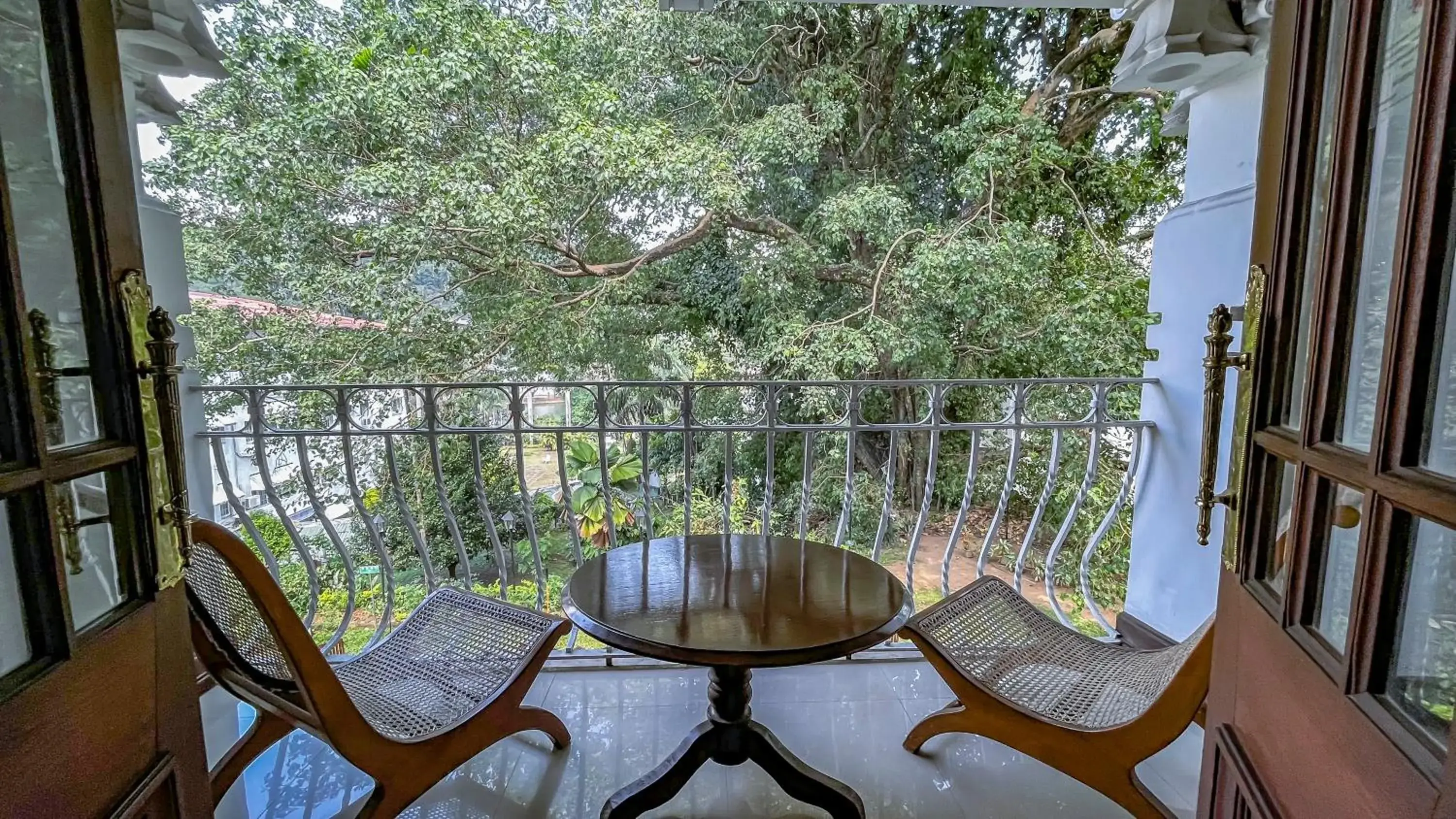 Princess Margeret Suite in Hotel Suisse Kandy - Since 1890 Princess Margeret Suite in Hotel Suisse Kandy - Since 1890