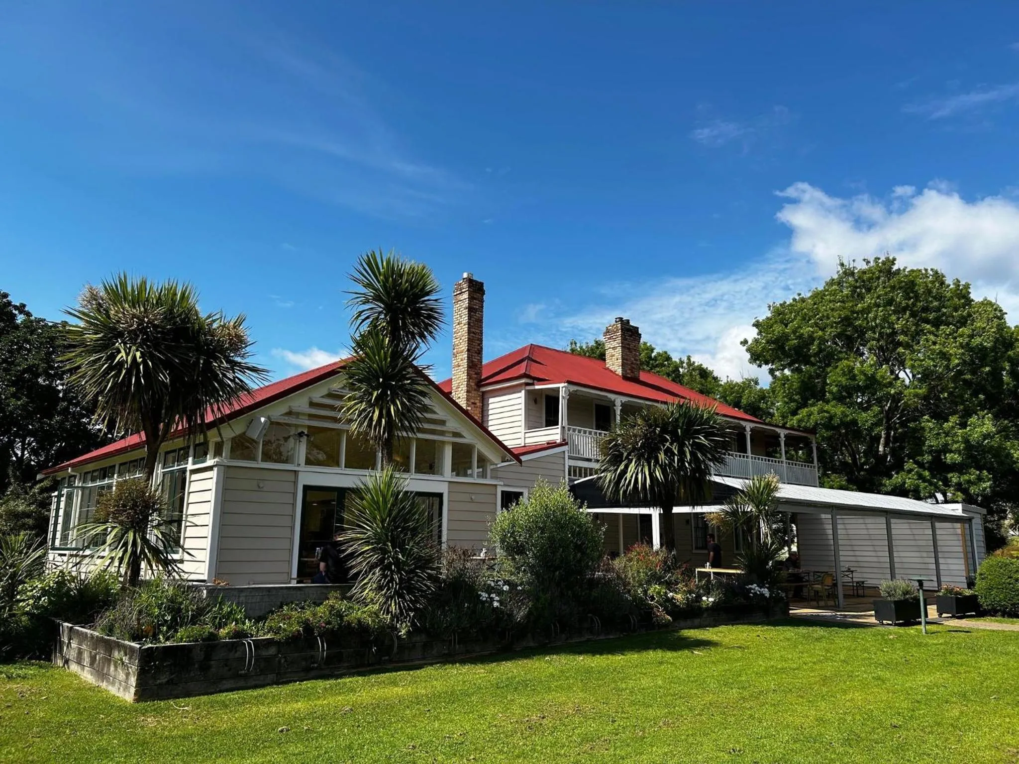 Restaurant/places to eat in Quest Henderson, Auckland Apartment Hotel