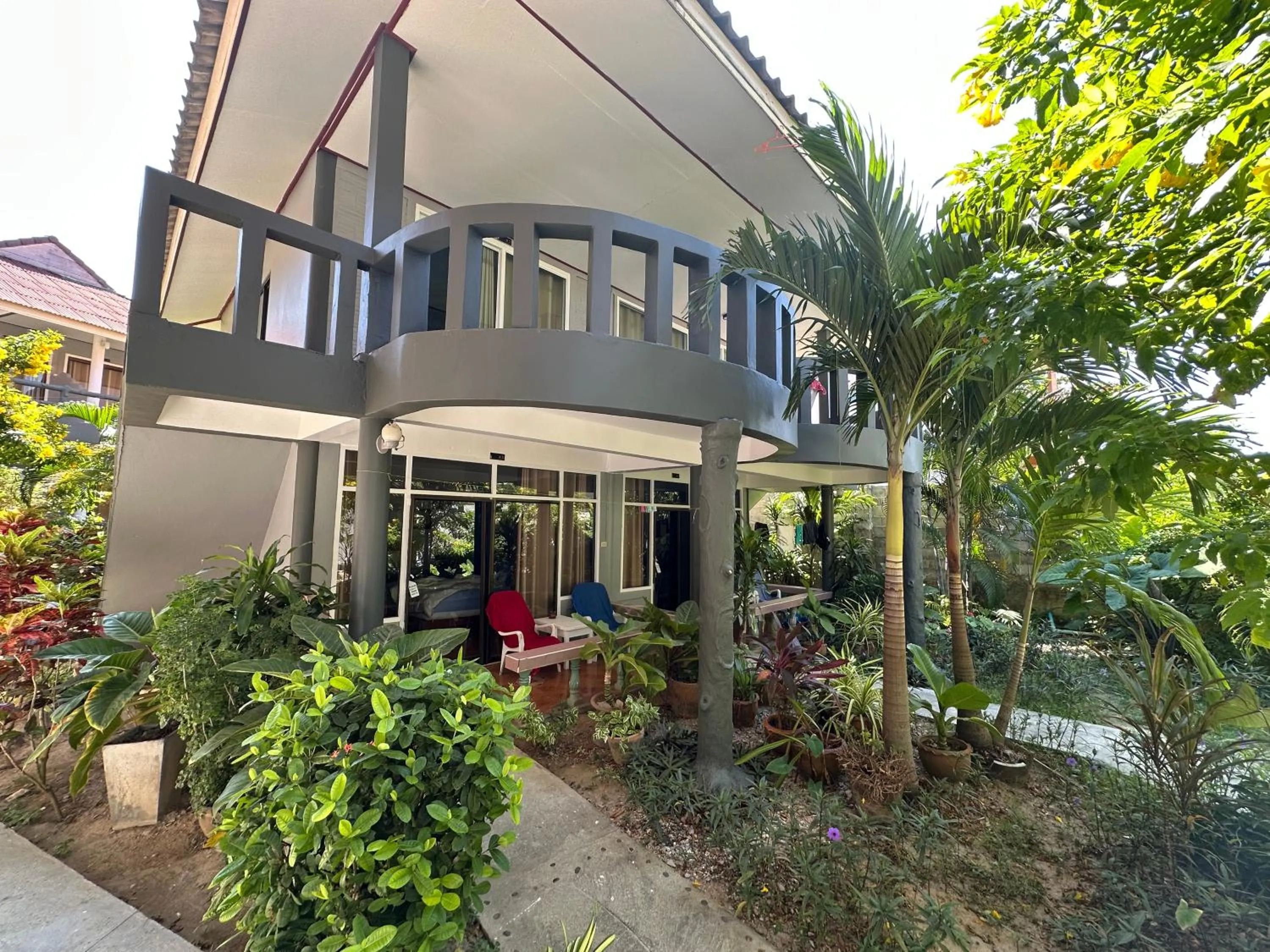 Property building in Lanta Garden Home