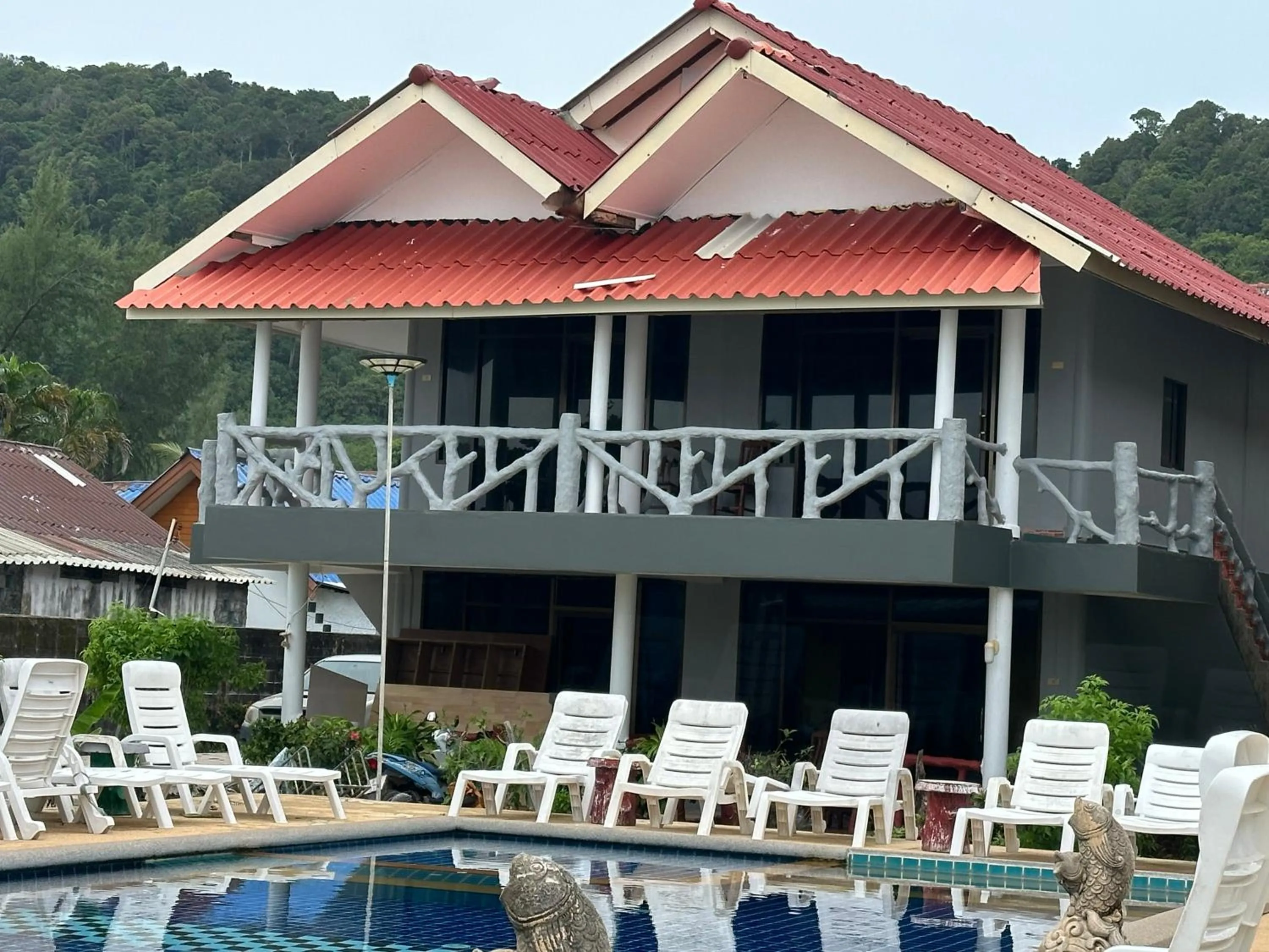 Property building in Lanta Garden Home