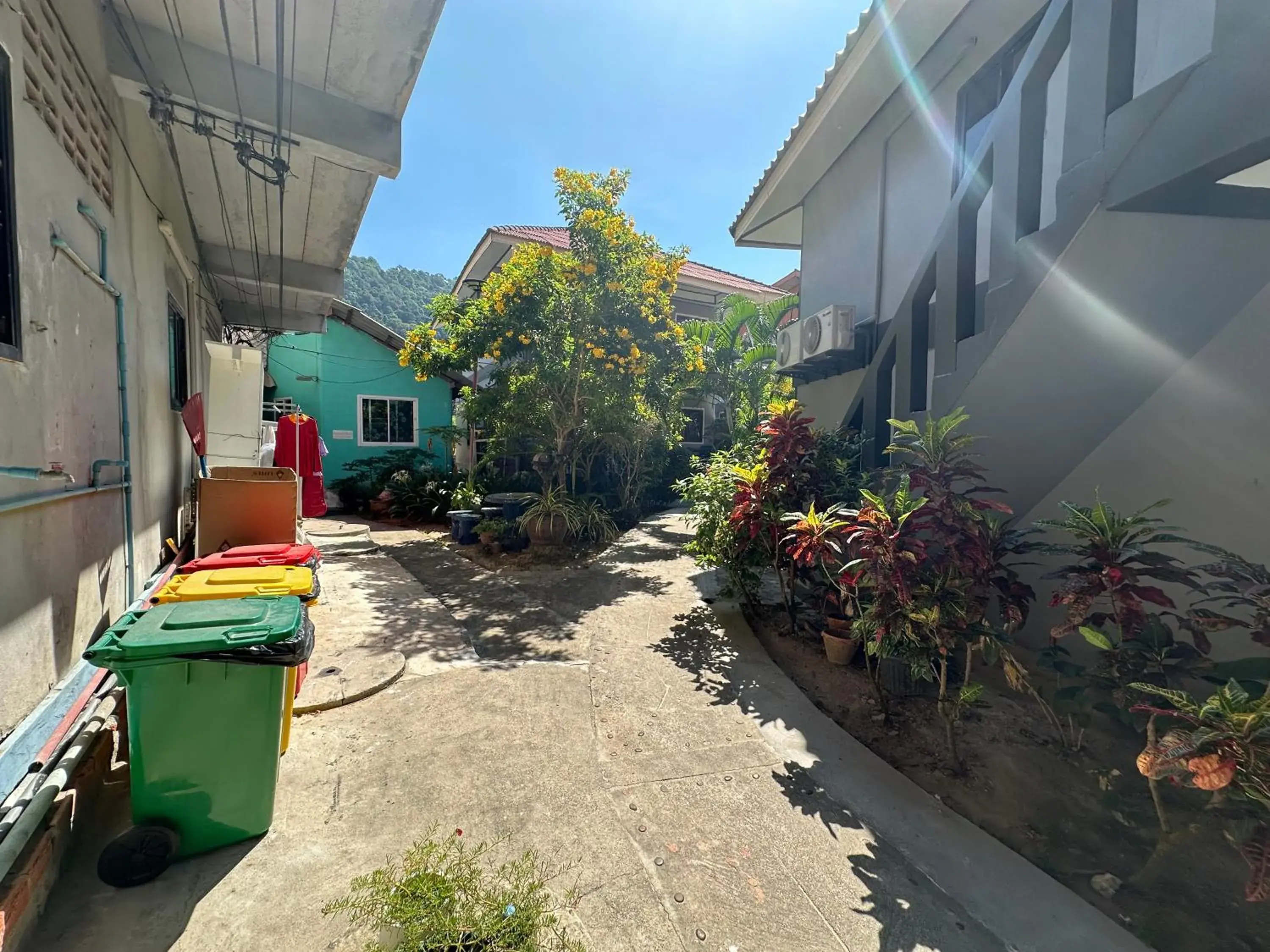 Property building in Lanta Garden Home Property building in Lanta Garden Home