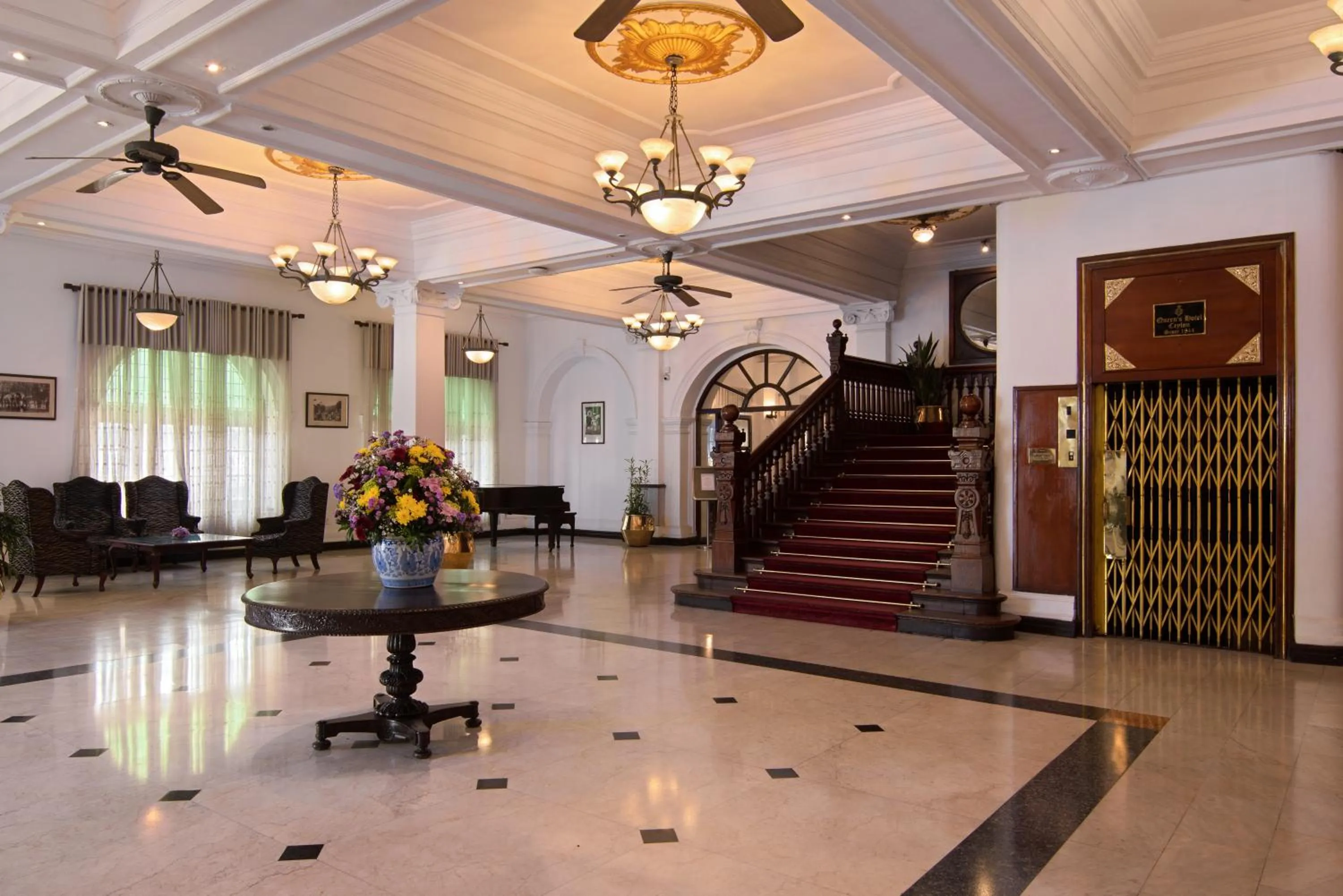 Lobby or reception in Queen's Hotel Kandy - 160 Years of Heritage & Luxury