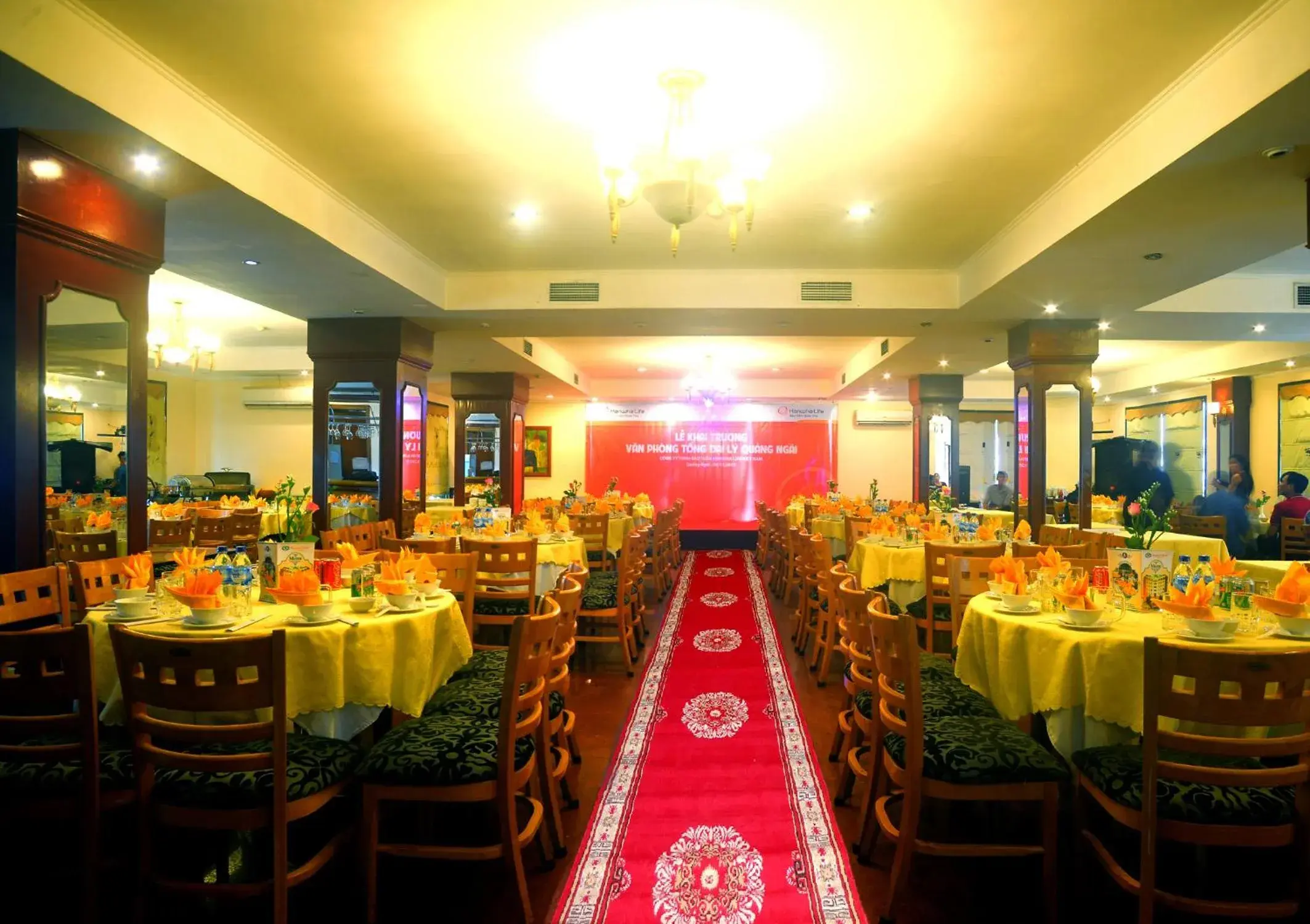 Restaurant/places to eat in Central Hotel Restaurant/places to eat in Central Hotel