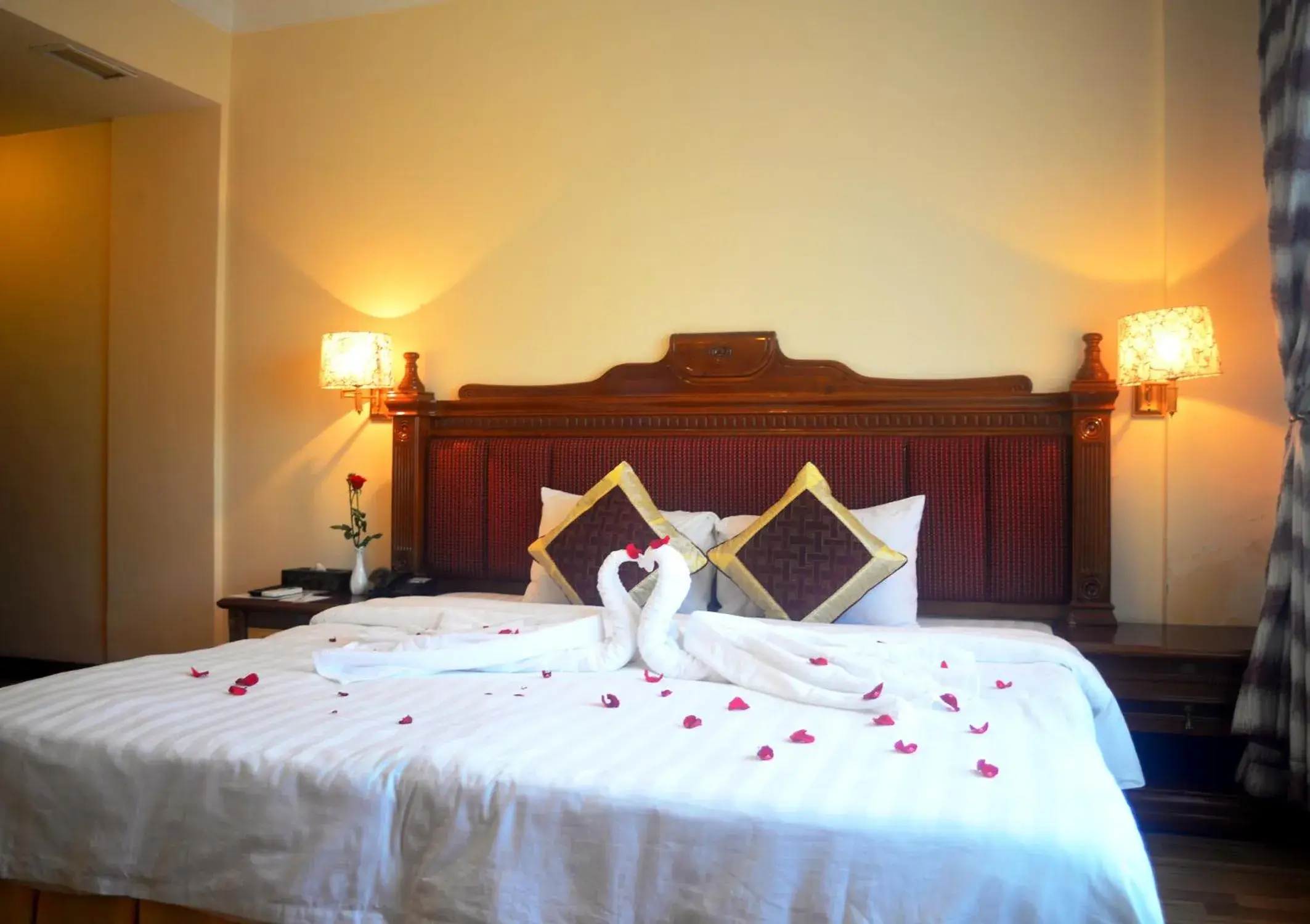 Bed in Central Hotel Bed in Central Hotel