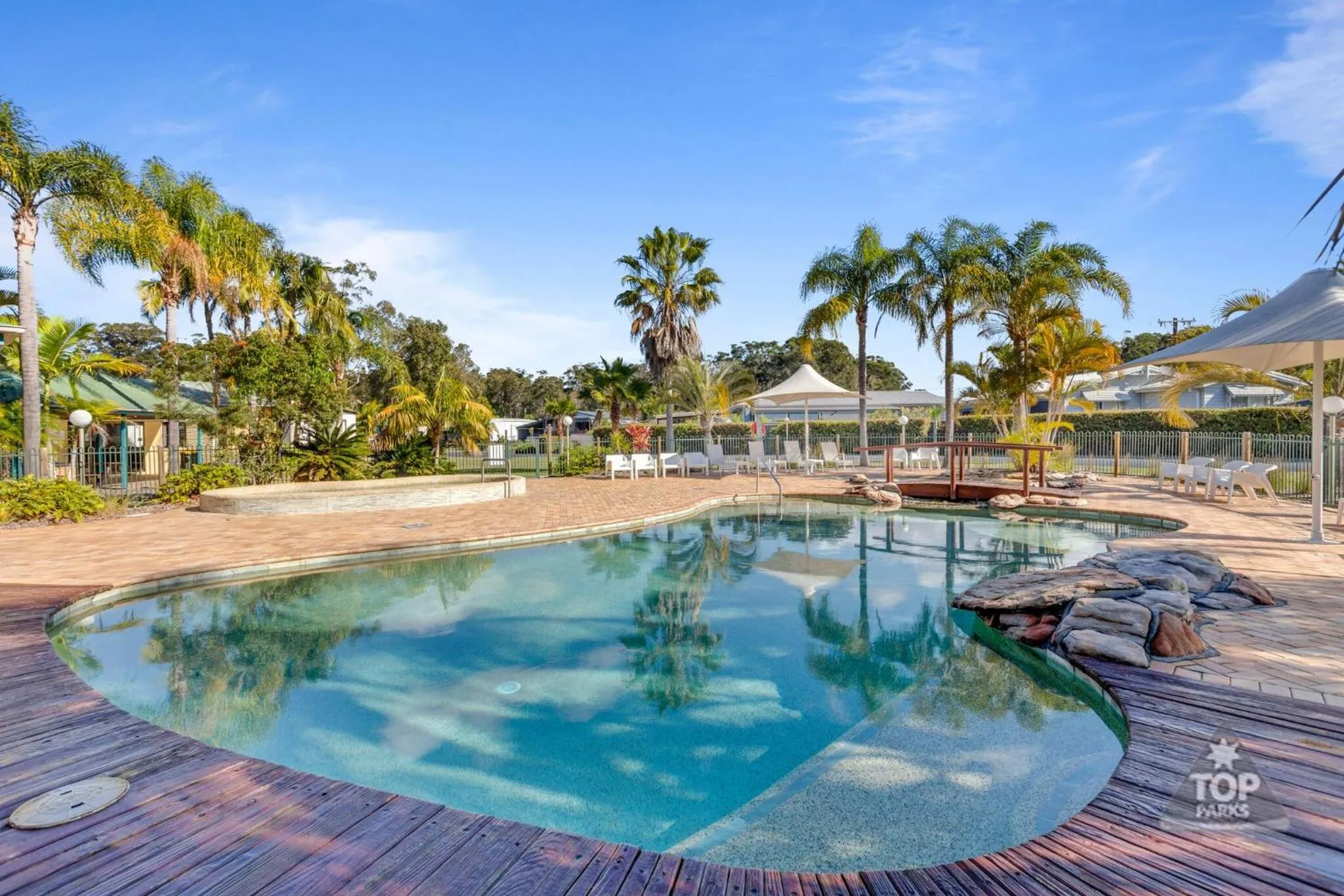 Swimming pool in Lorikeet Holiday Park